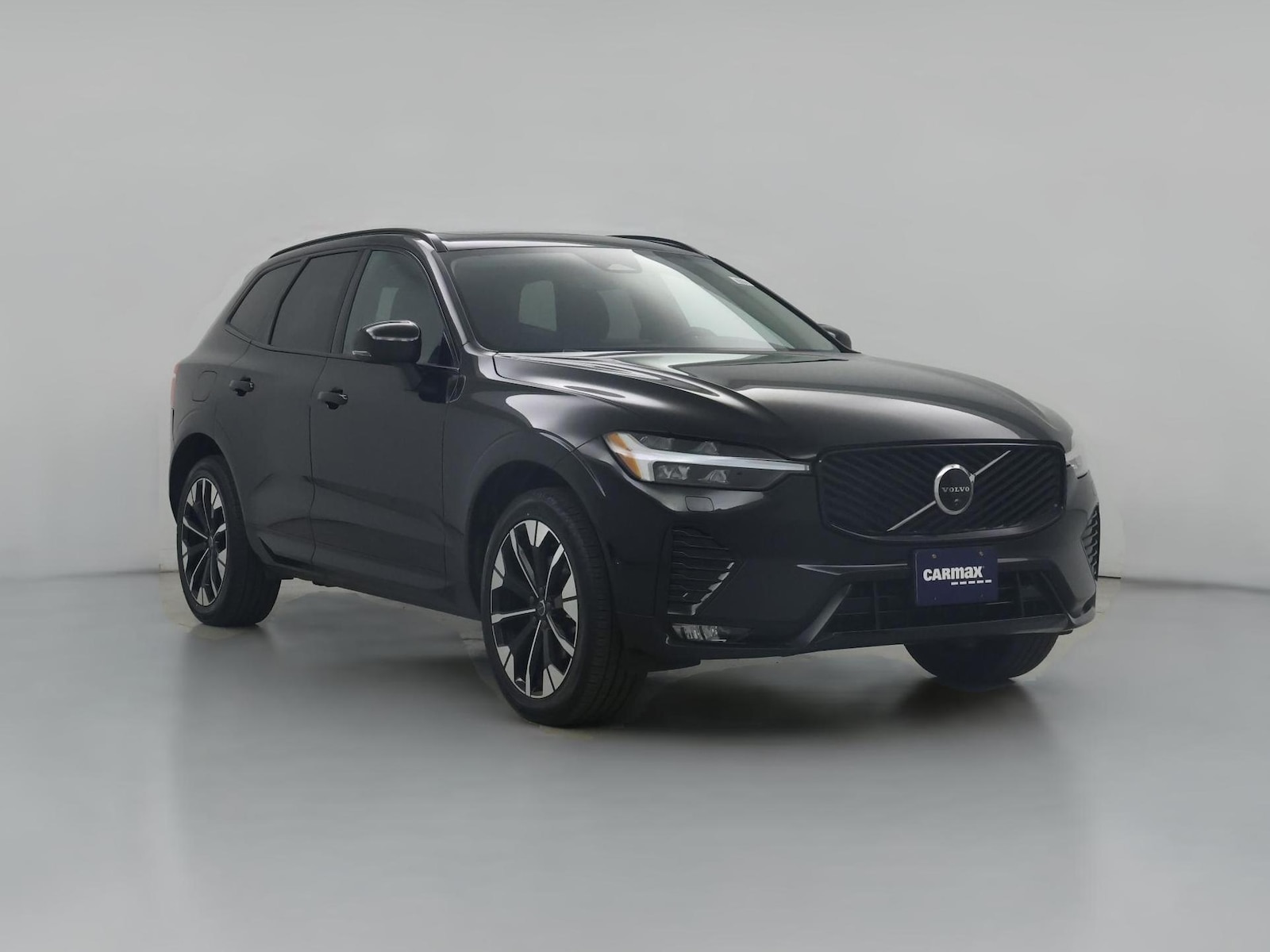 2026 Volvo XC60 Plus