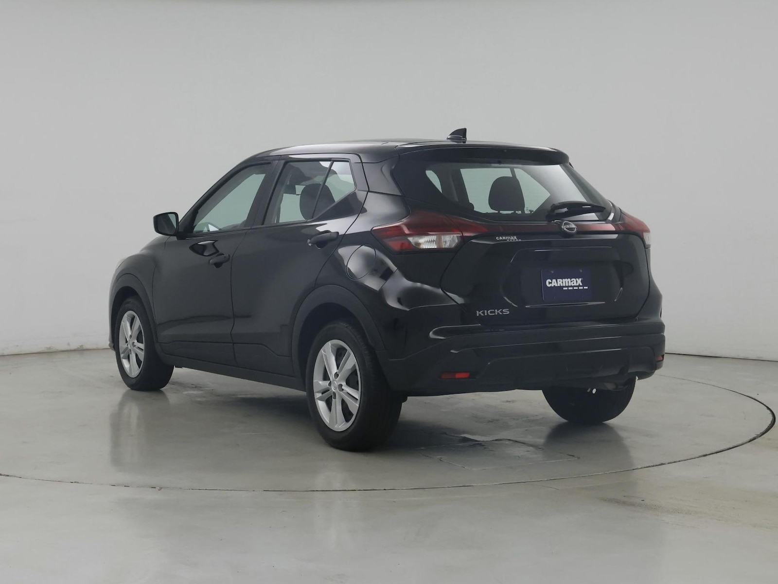 2024 Nissan Kicks S - Photo 3