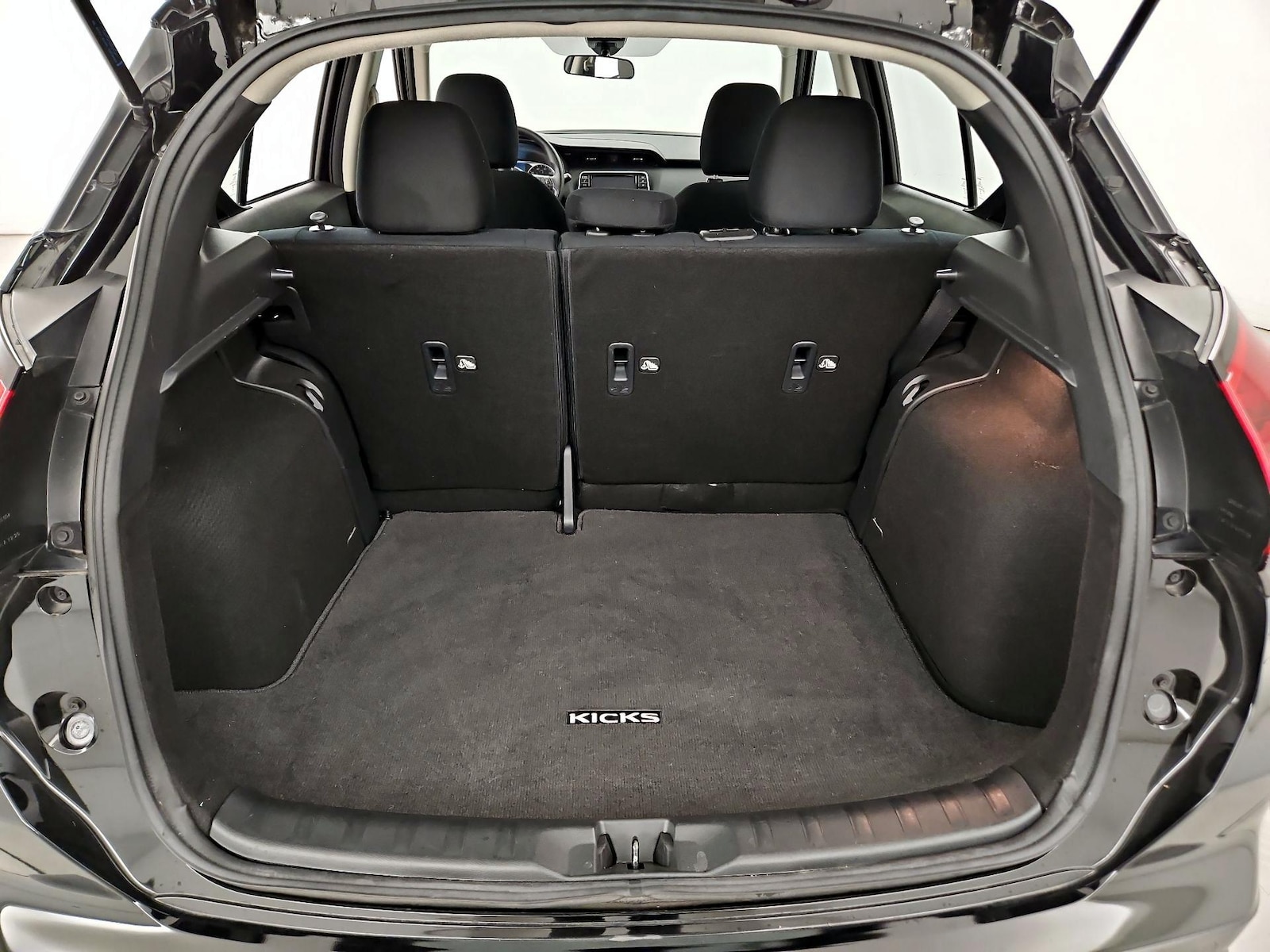 2024 Nissan Kicks S - Photo 21