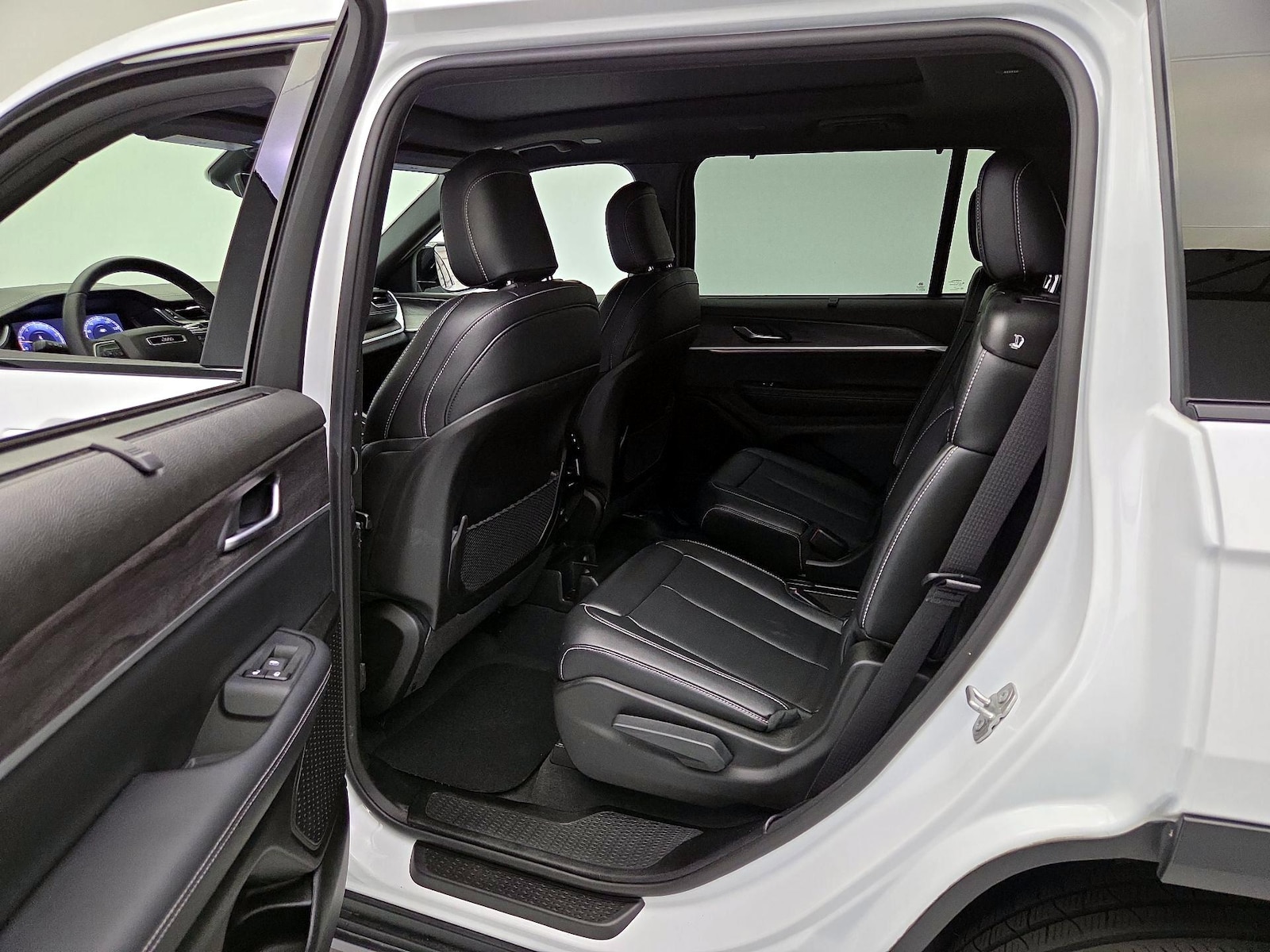 Rear Air Conditioning