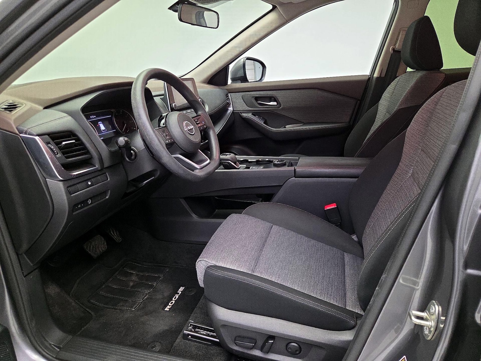 Power Seat(s) & Side Airbags