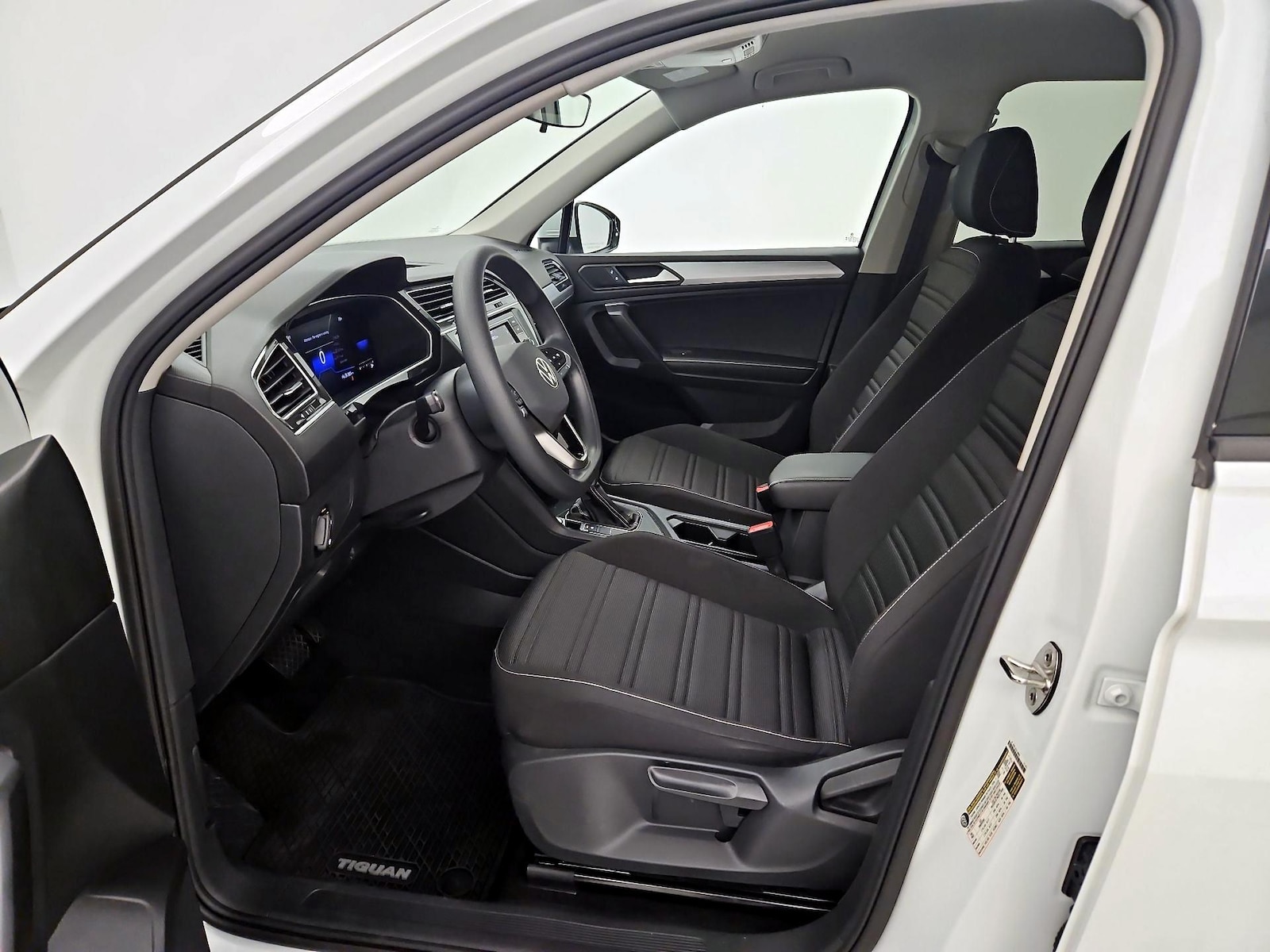 2023 Volkswagen Tiguan S - Photo 12