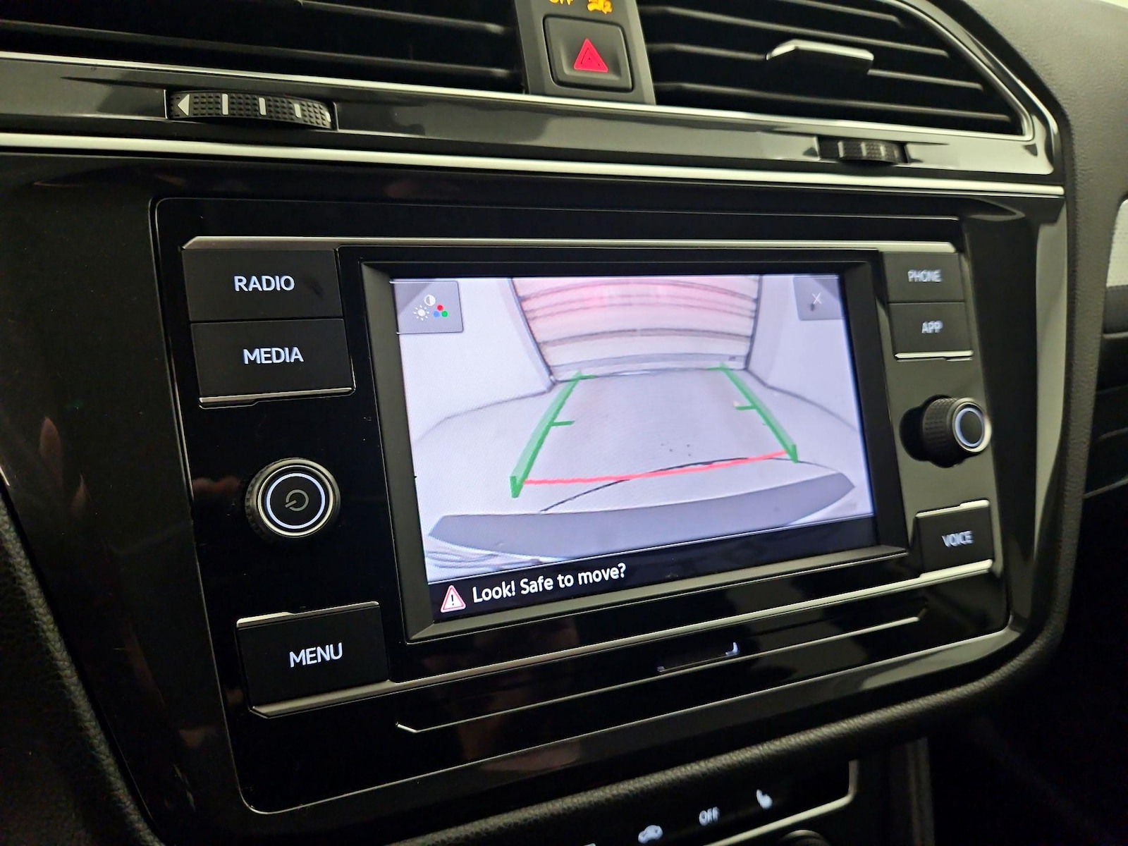 2023 Volkswagen Tiguan S - Photo 15