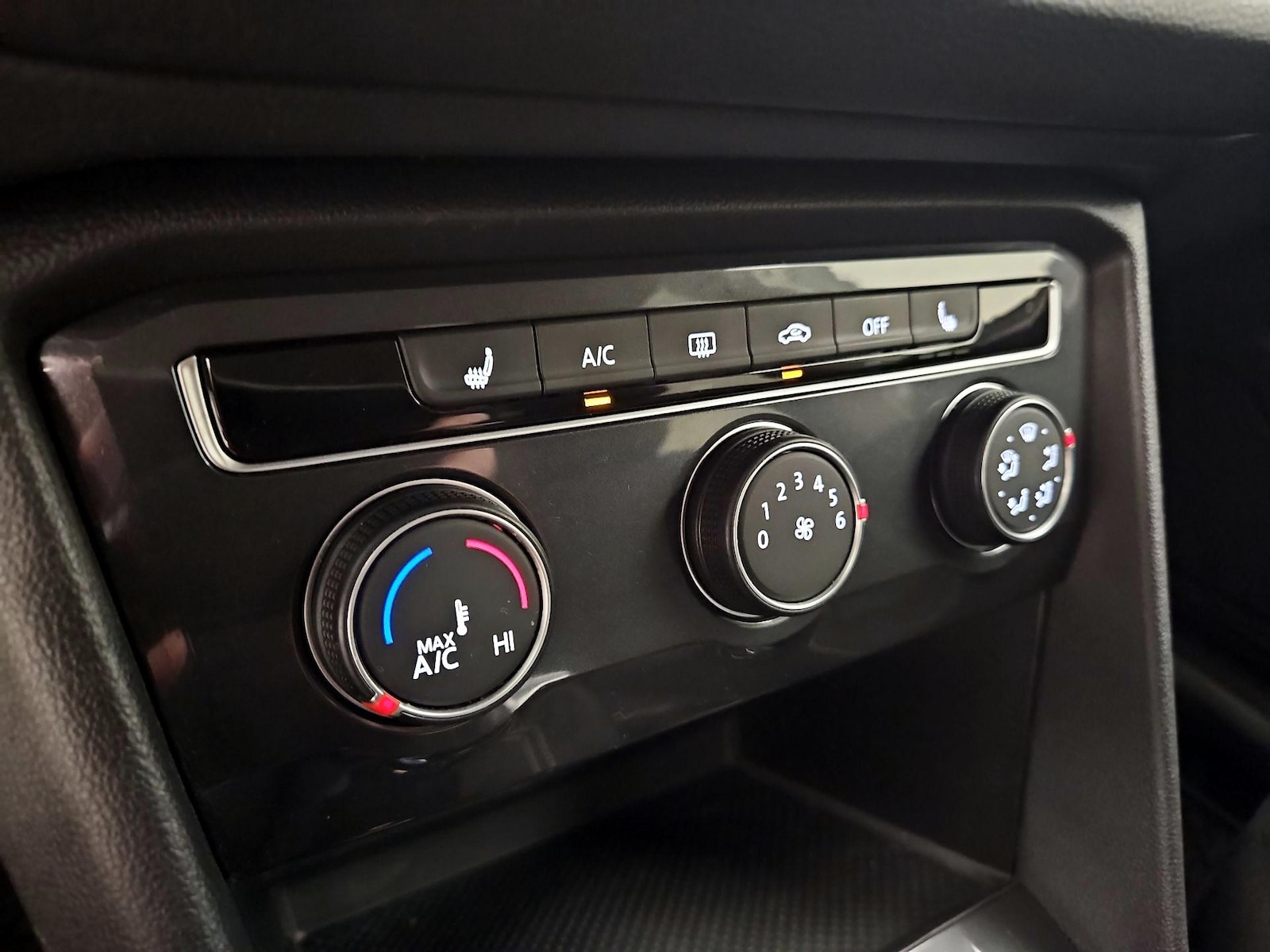 2023 Volkswagen Tiguan S - Photo 17