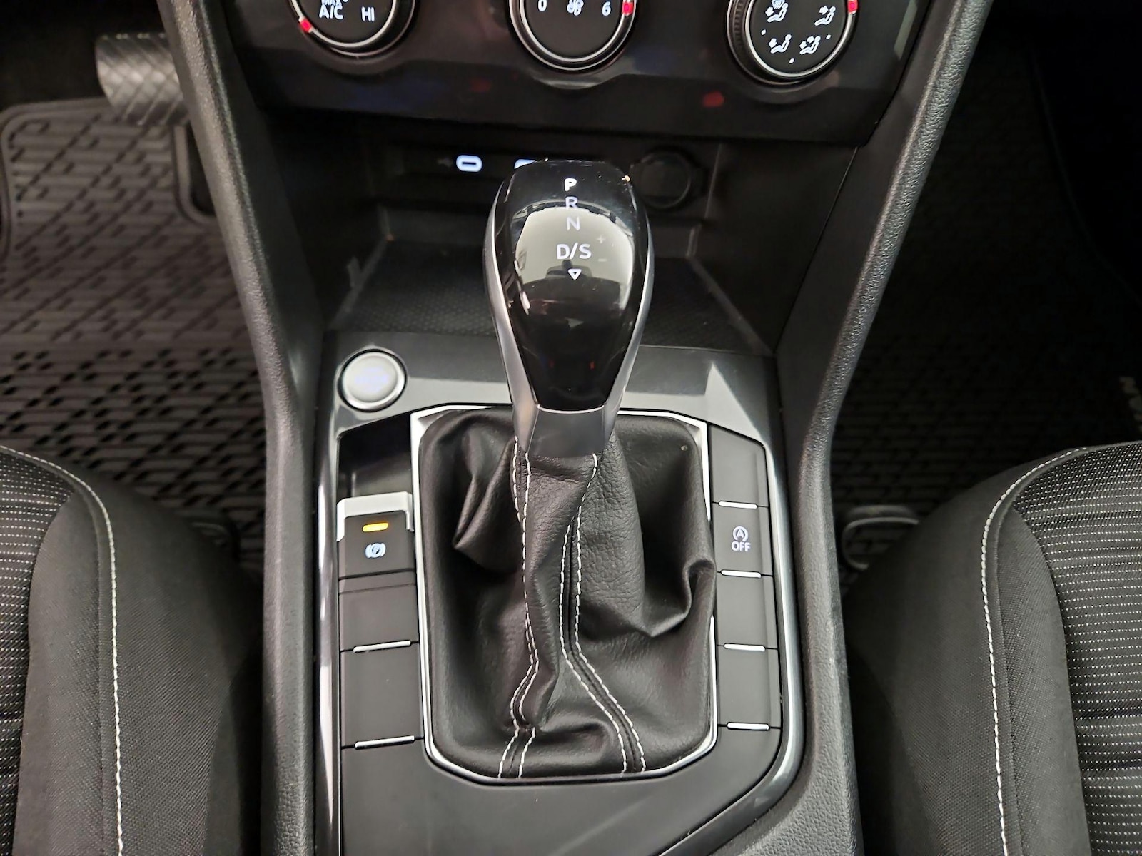 2023 Volkswagen Tiguan S - Photo 18