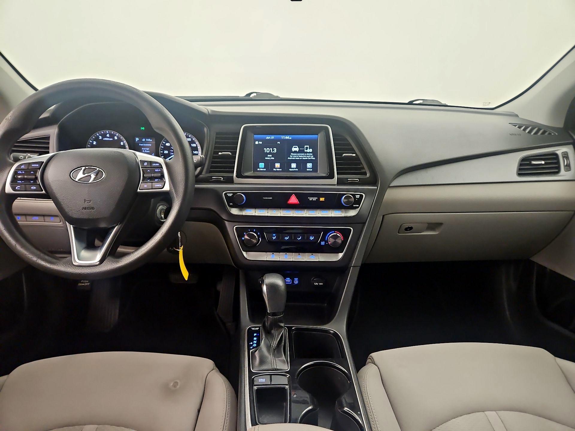 Thumbnail: 2019 Hyundai Sonata - 9