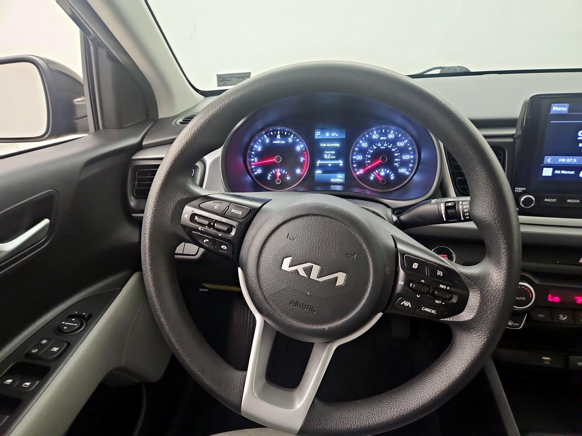 Thumbnail: 2022 Kia Rio - 10