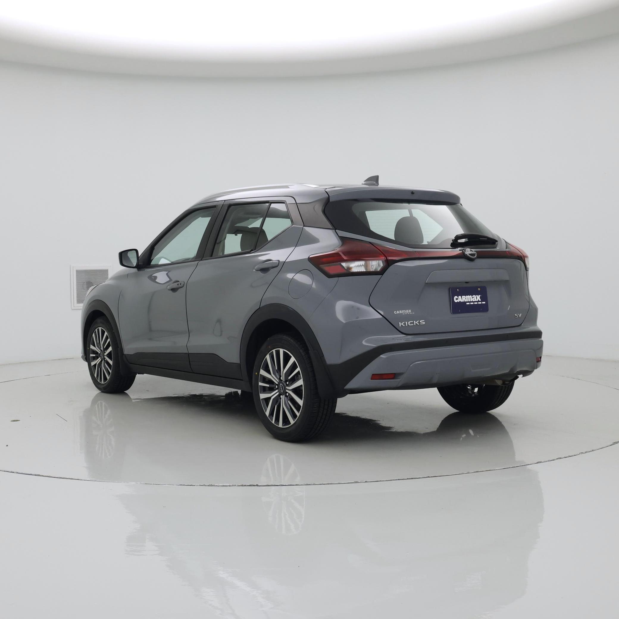 Thumbnail: 2023 Nissan Kicks - 2