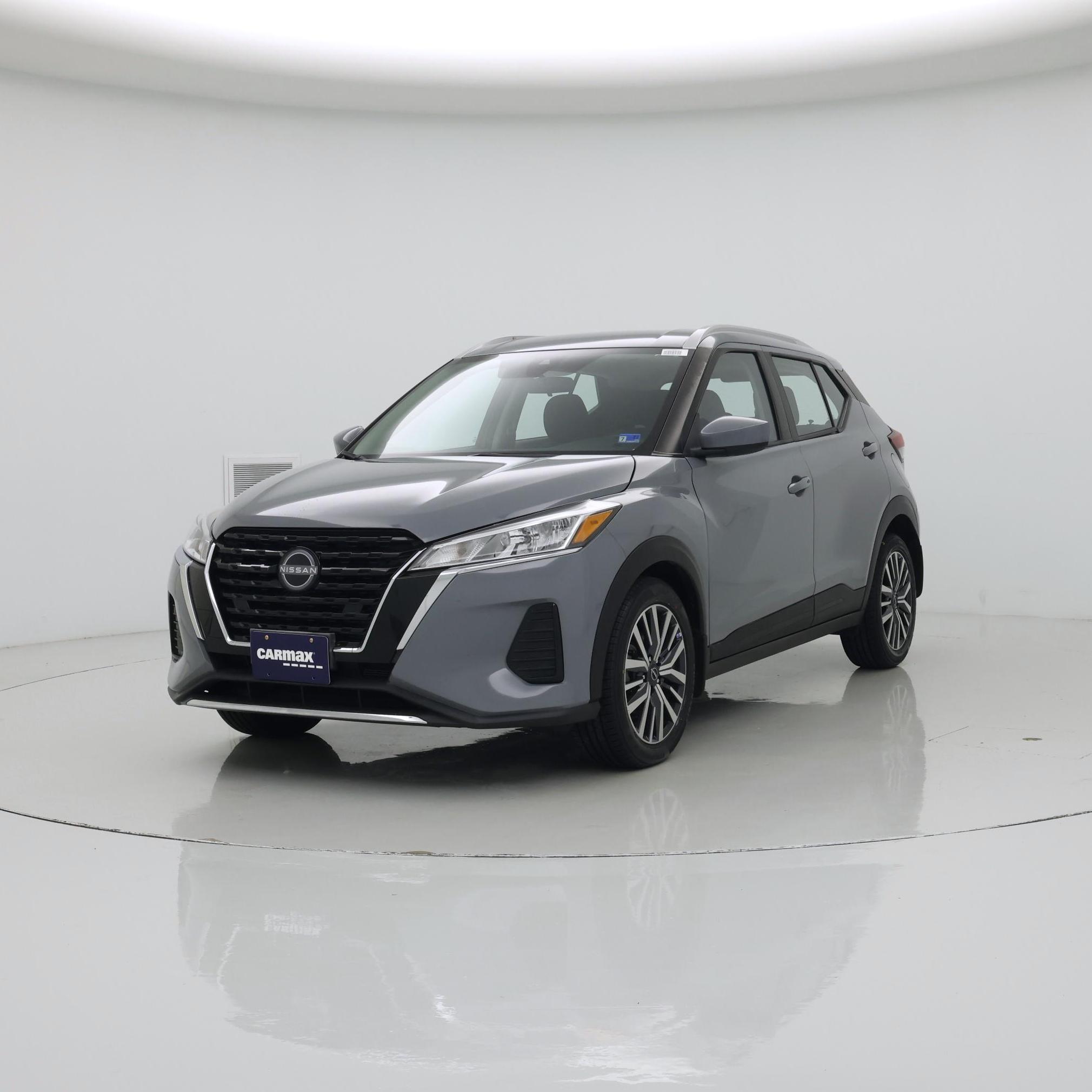 Thumbnail: 2023 Nissan Kicks - 4