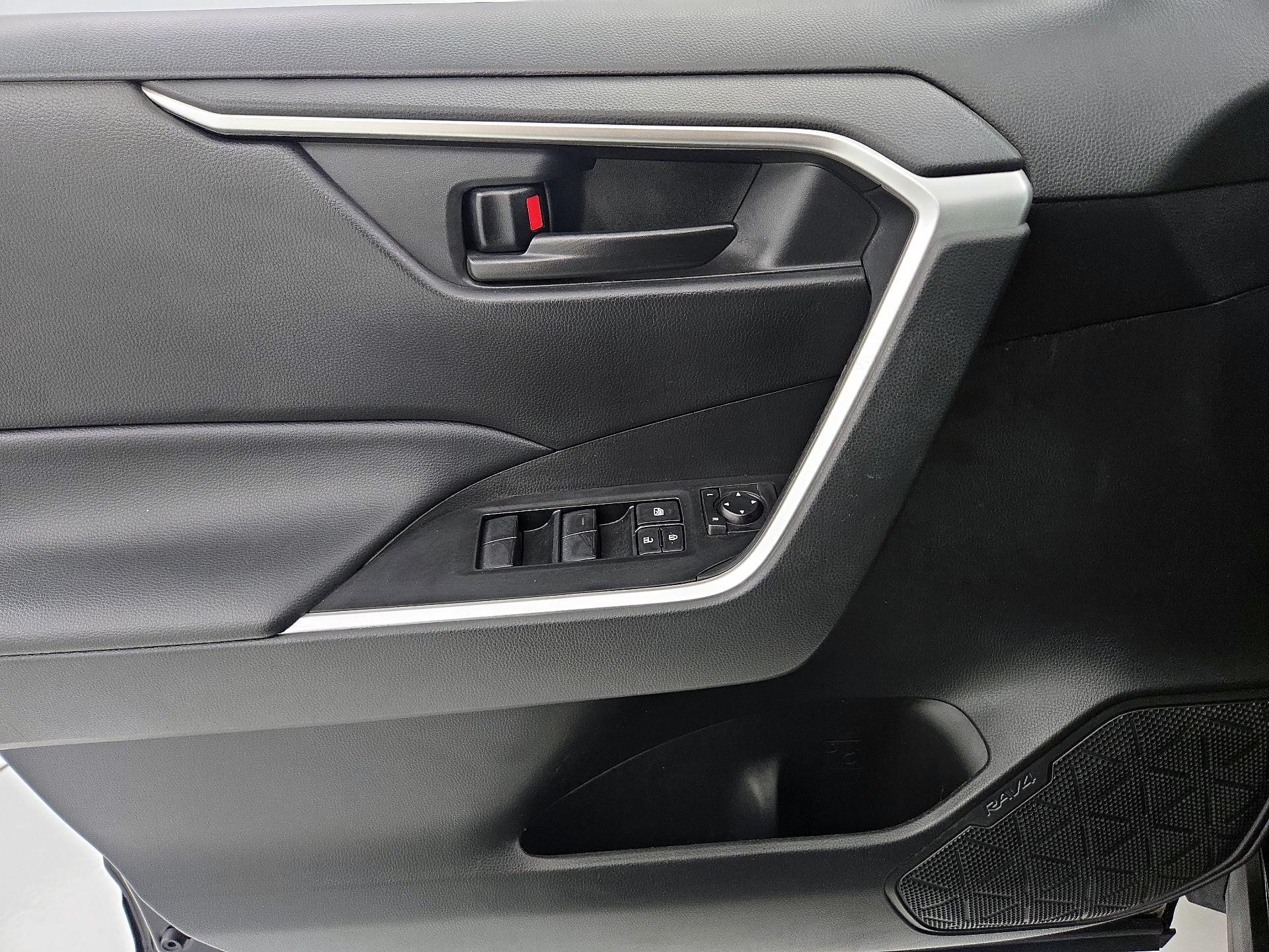 Thumbnail: 2023 Toyota RAV4 - 12