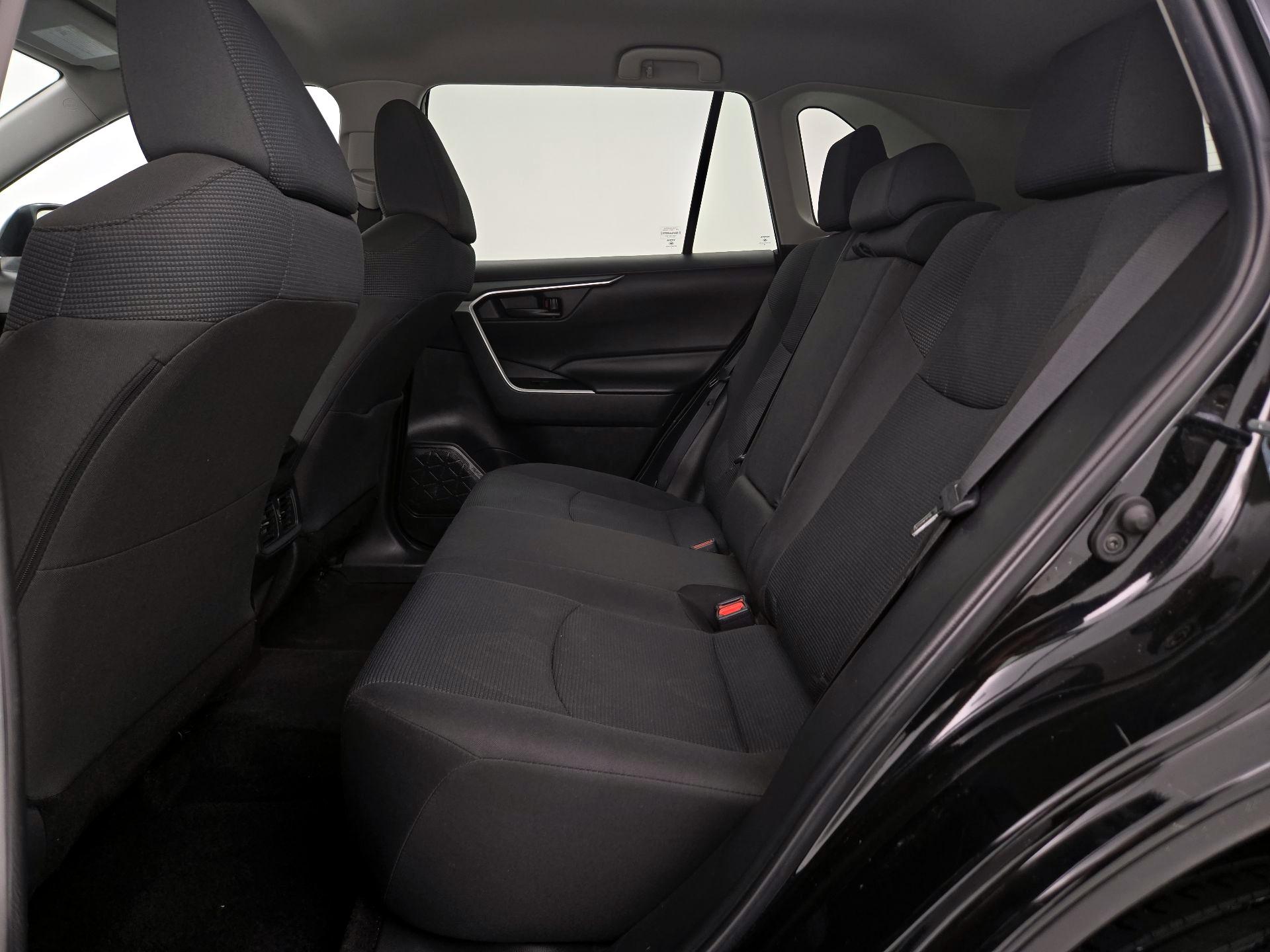 Thumbnail: 2023 Toyota RAV4 - 19