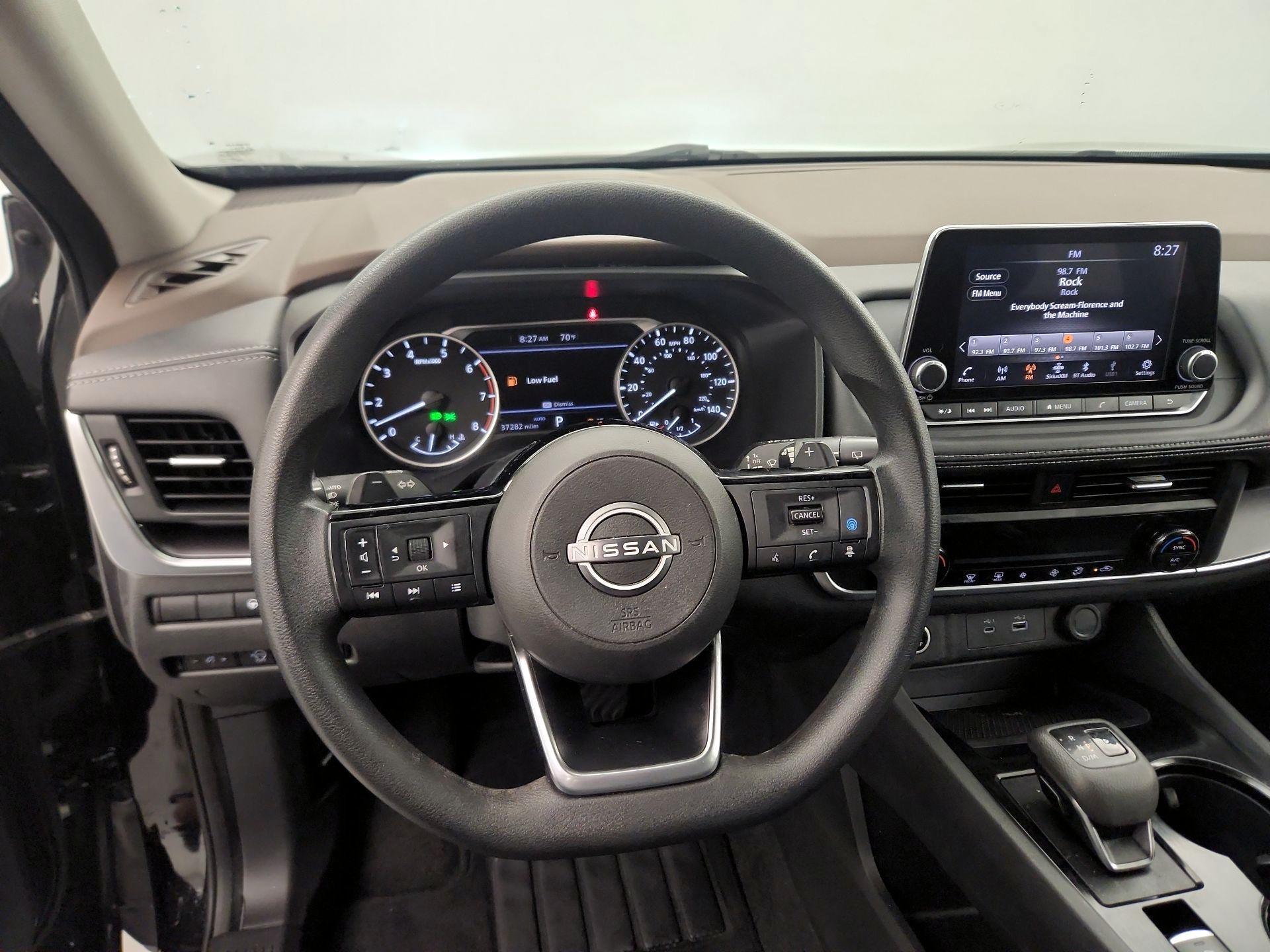 Thumbnail: 2023 Nissan Rogue - 10