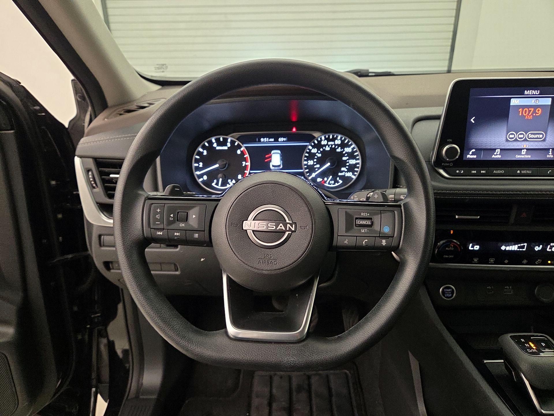 Thumbnail: 2023 Nissan Rogue - 10