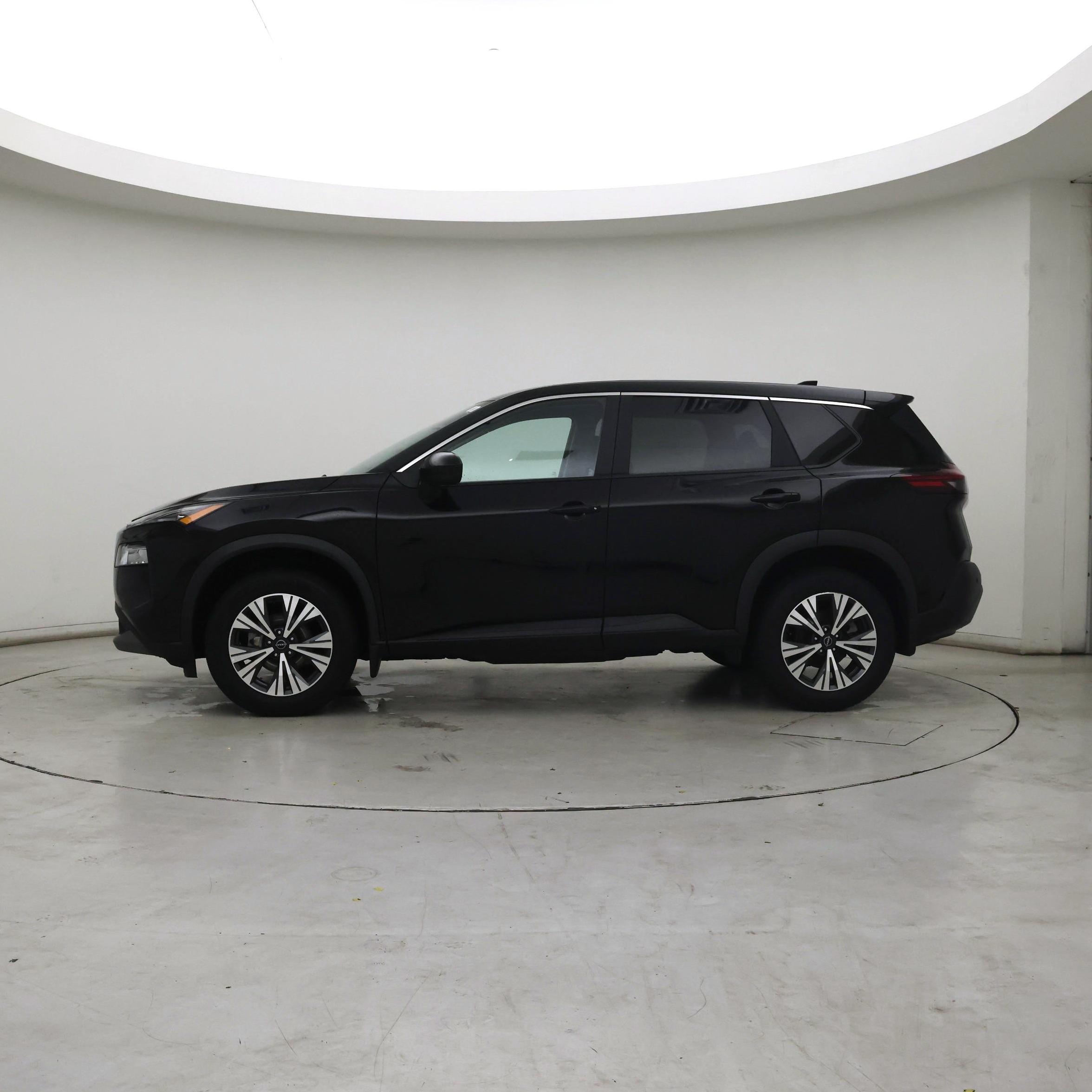Thumbnail: 2023 Nissan Rogue - 3