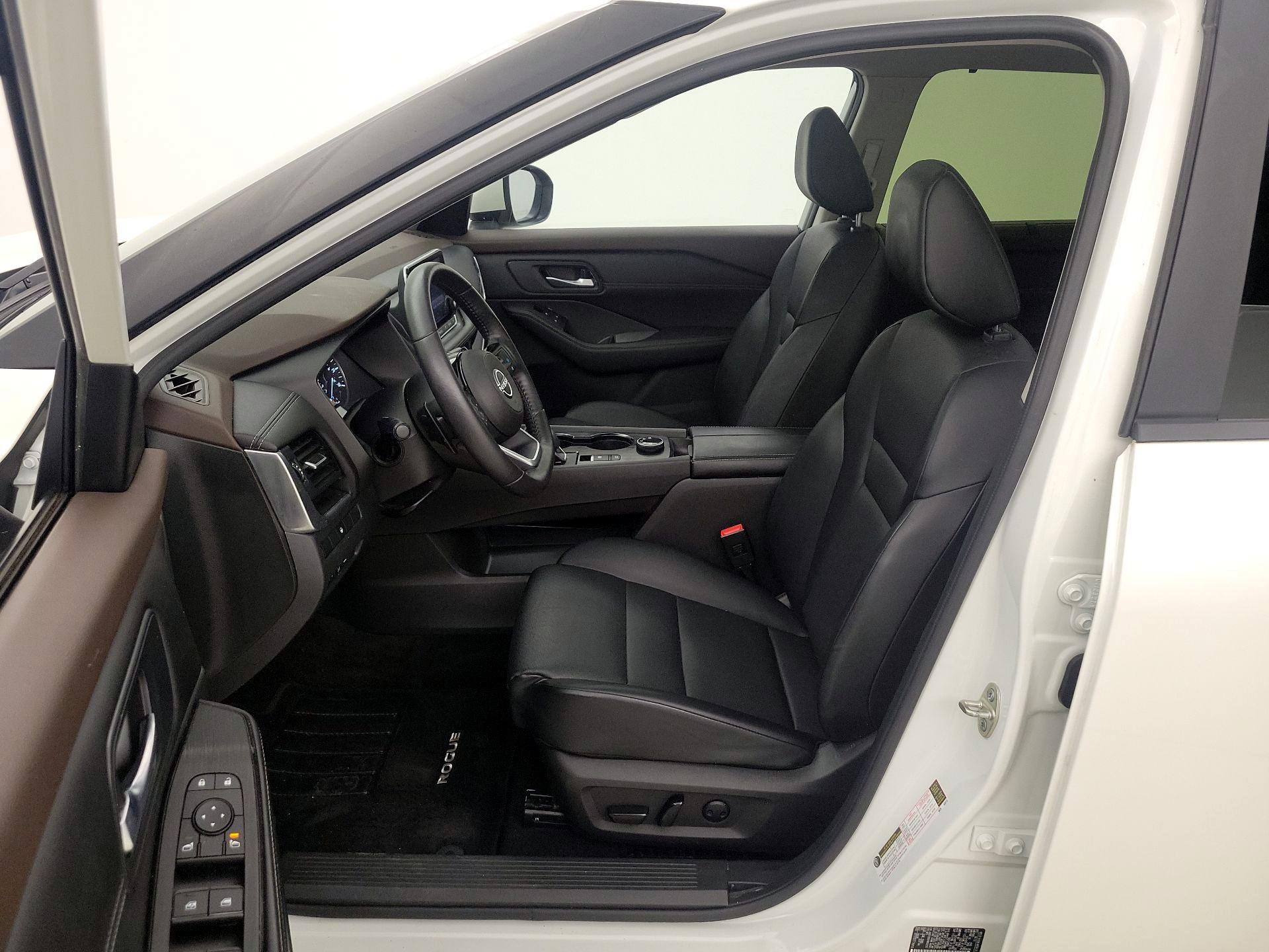 Thumbnail: 2023 Nissan Rogue - 11