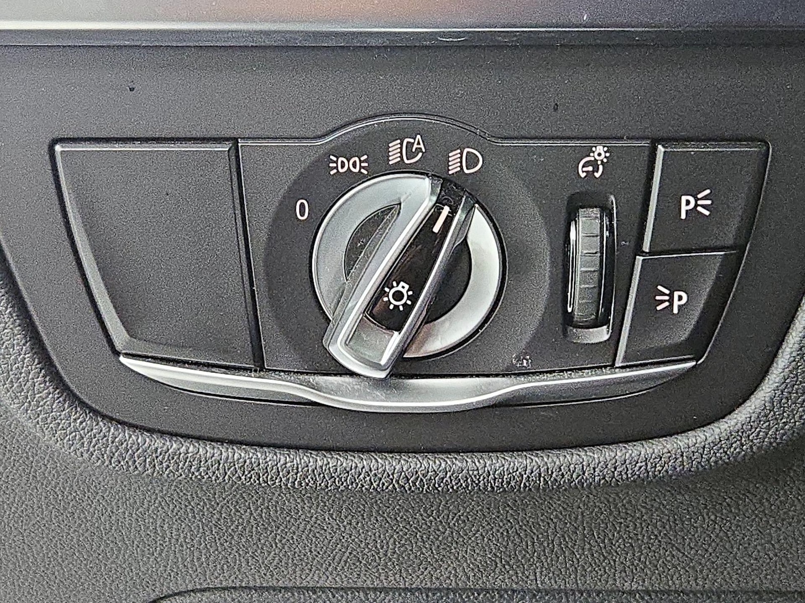 2023 BMW X4 30i - Photo 14