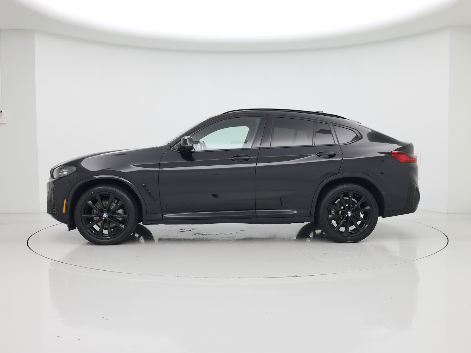 2023 BMW X4 30i - Photo 4