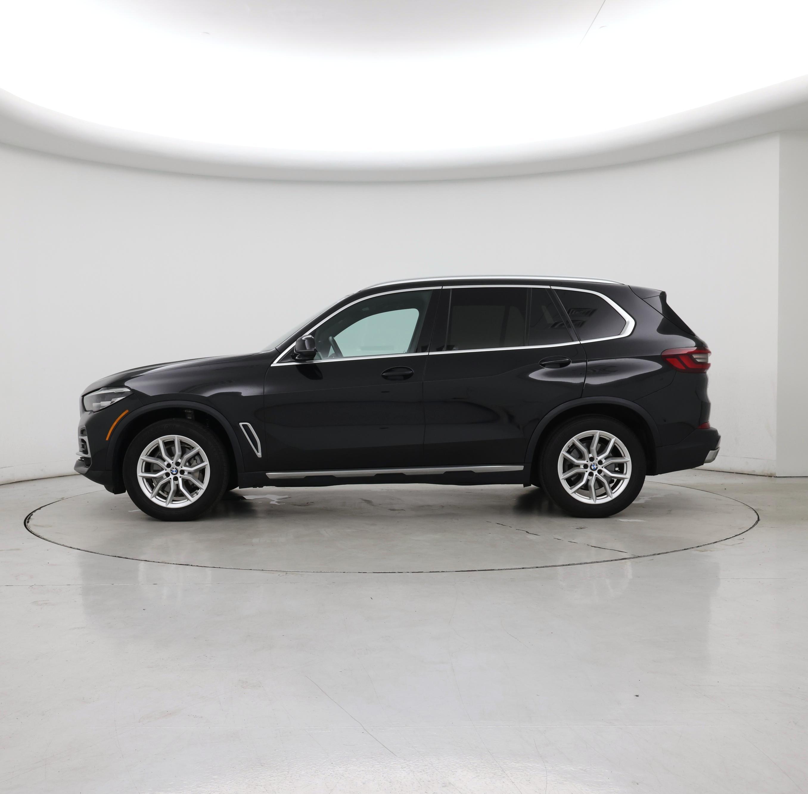 Thumbnail: 2023 BMW X5 - 3