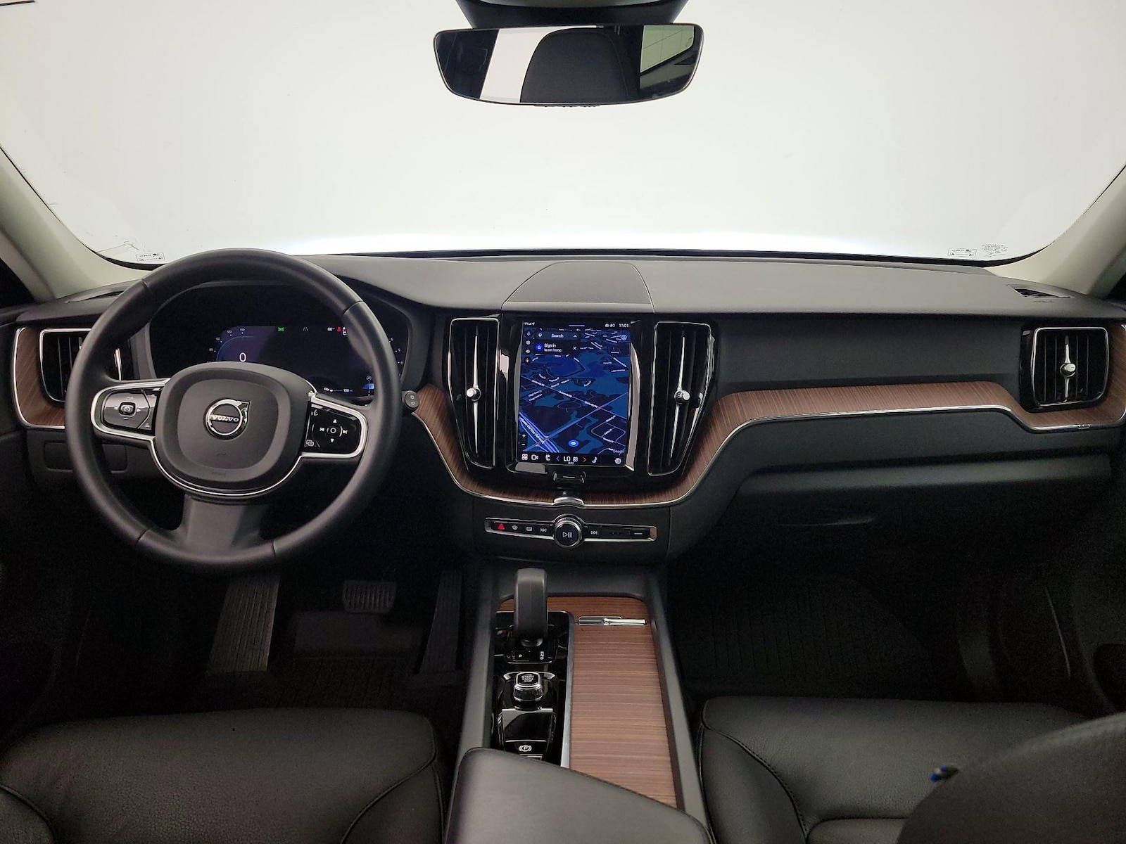 2023 Volvo XC60 Plus - Photo 10