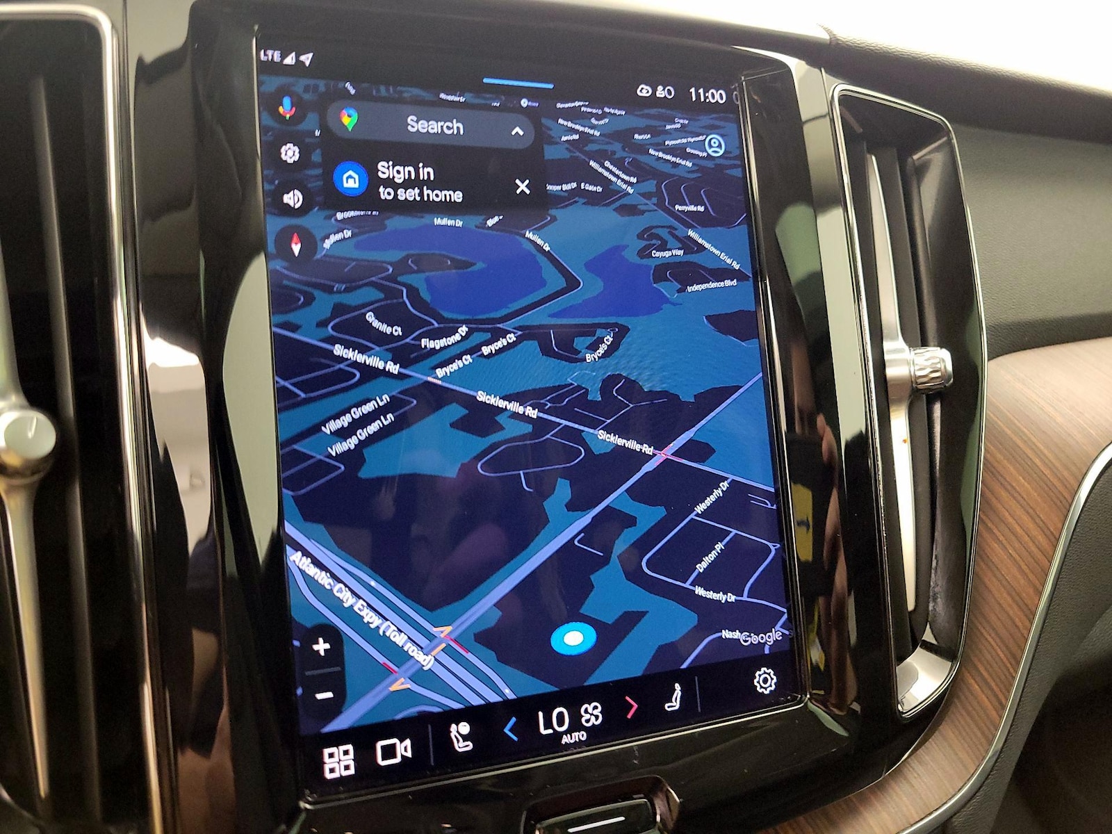 2023 Volvo XC60 Plus - Photo 15