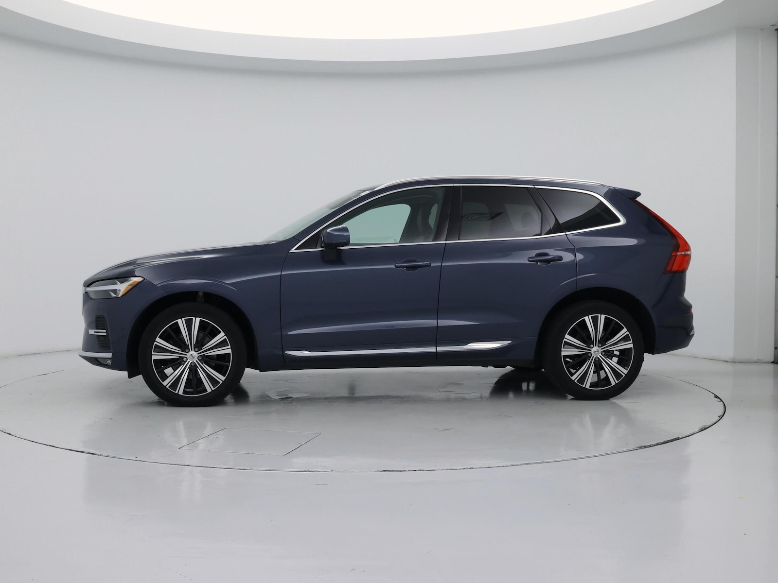 2023 Volvo XC60 Plus - Photo 4