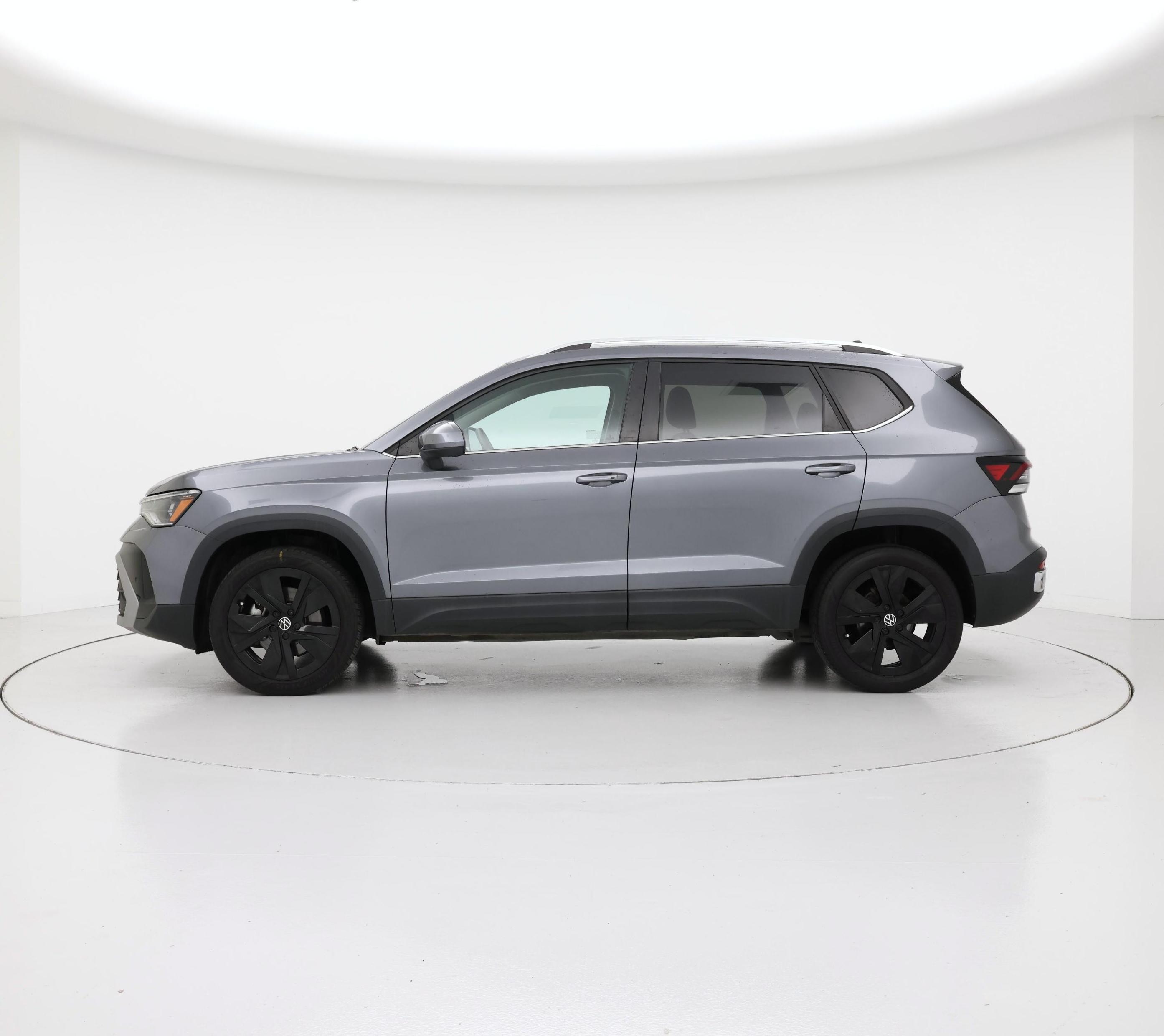 Thumbnail: 2025 Volkswagen Taos - 3