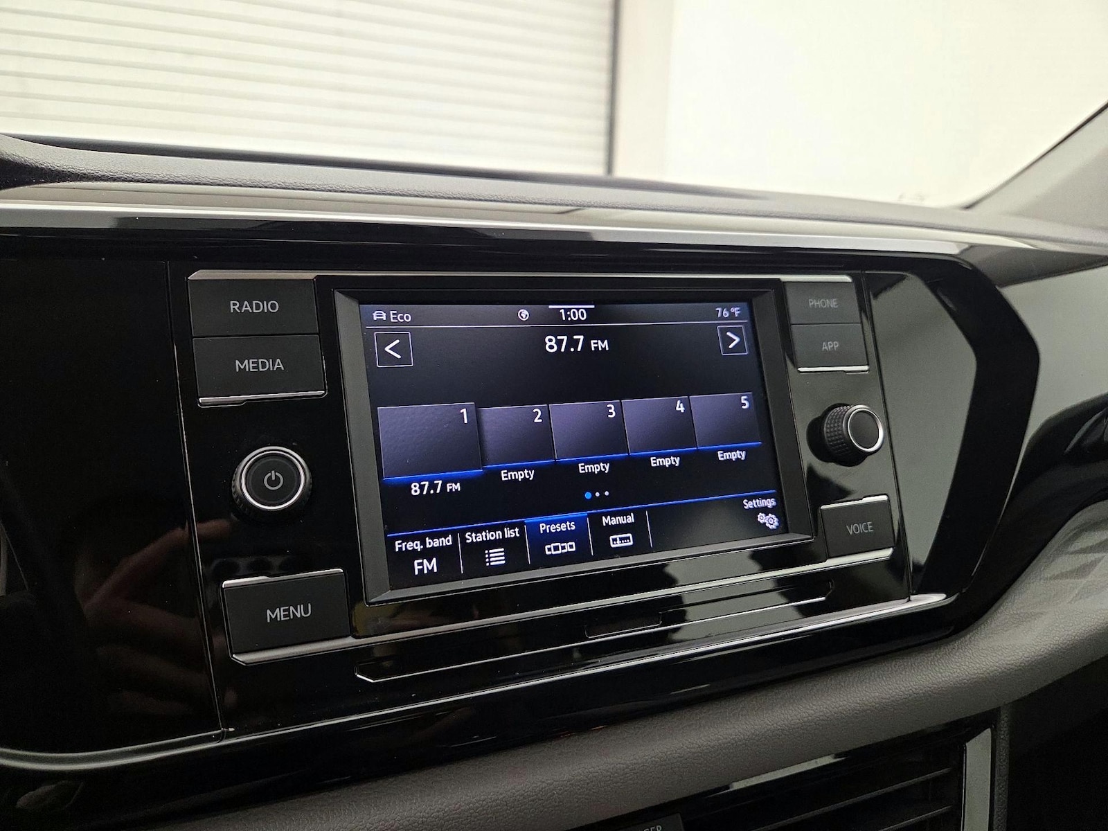2023 Volkswagen Taos S - Photo 16