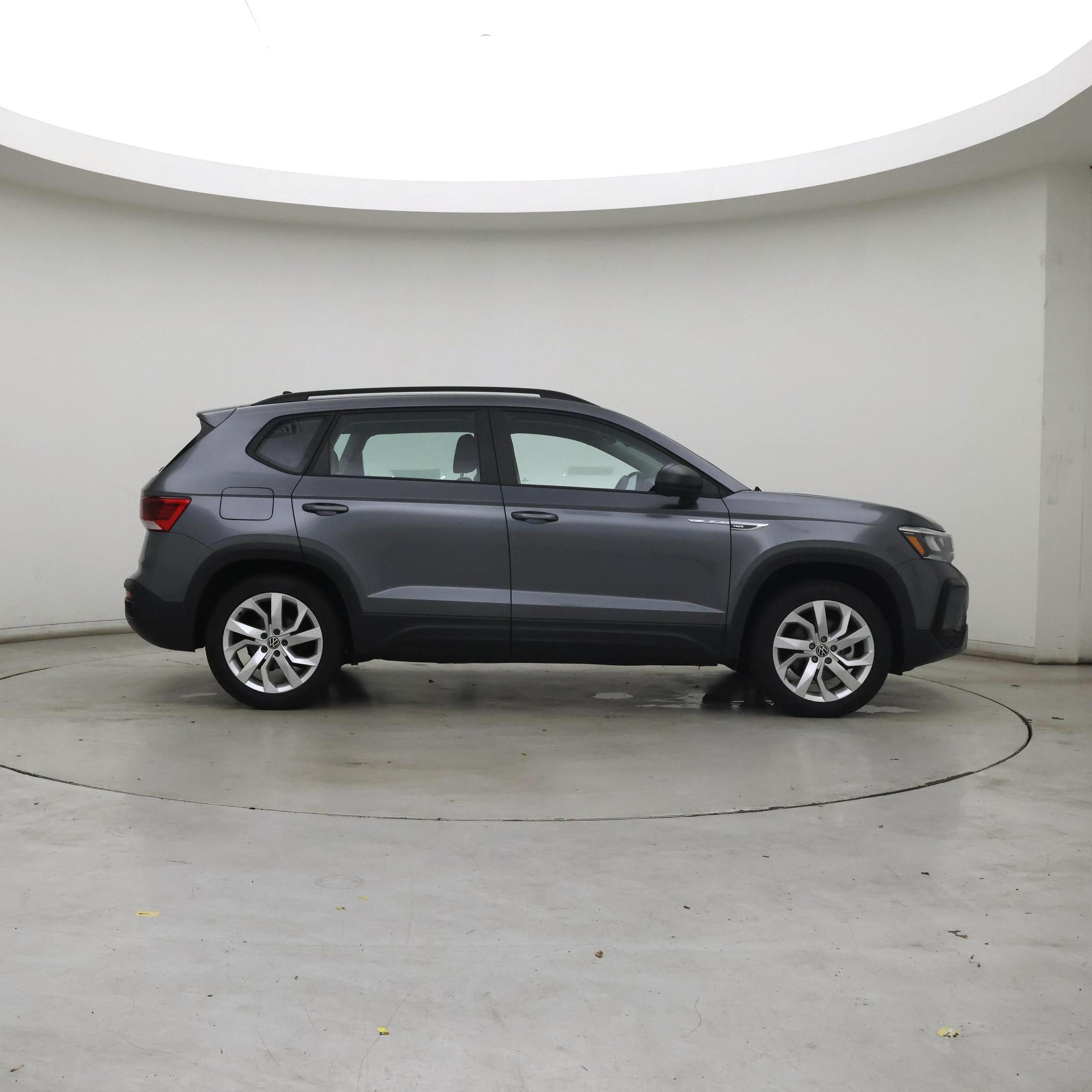Thumbnail: 2023 Volkswagen Taos - 7