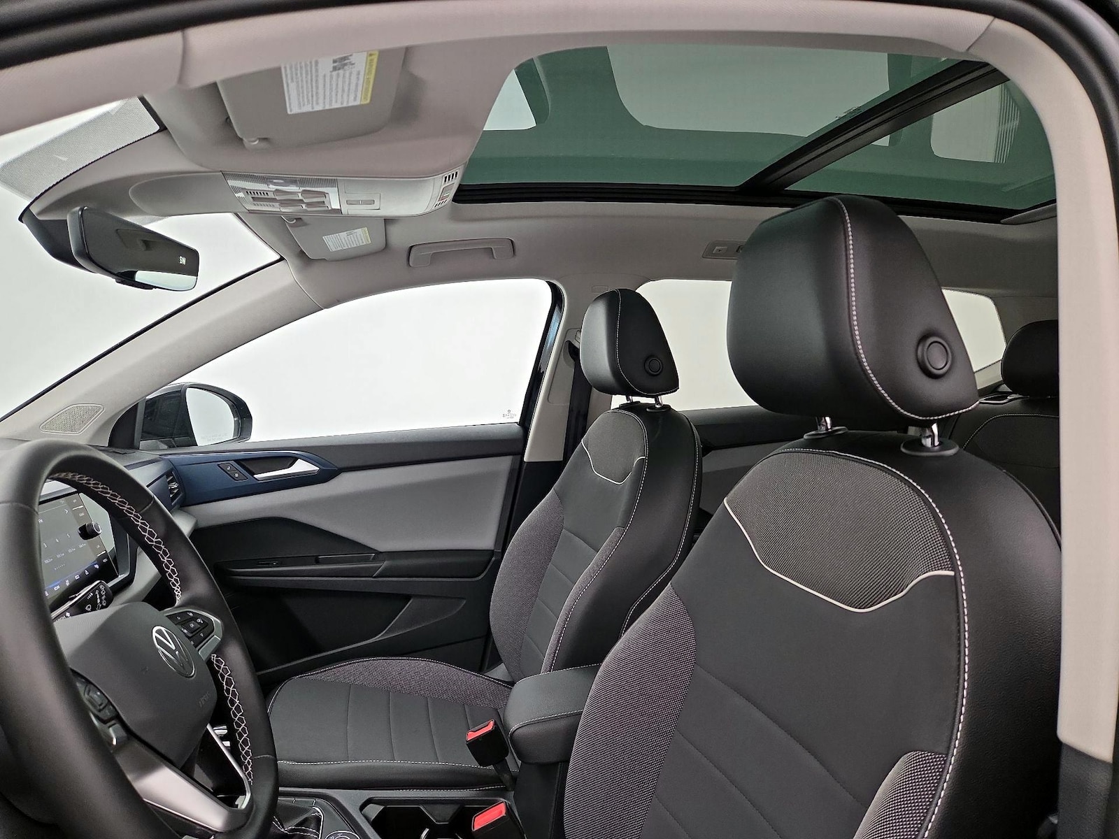 2023 Volkswagen Taos SE - Photo 20