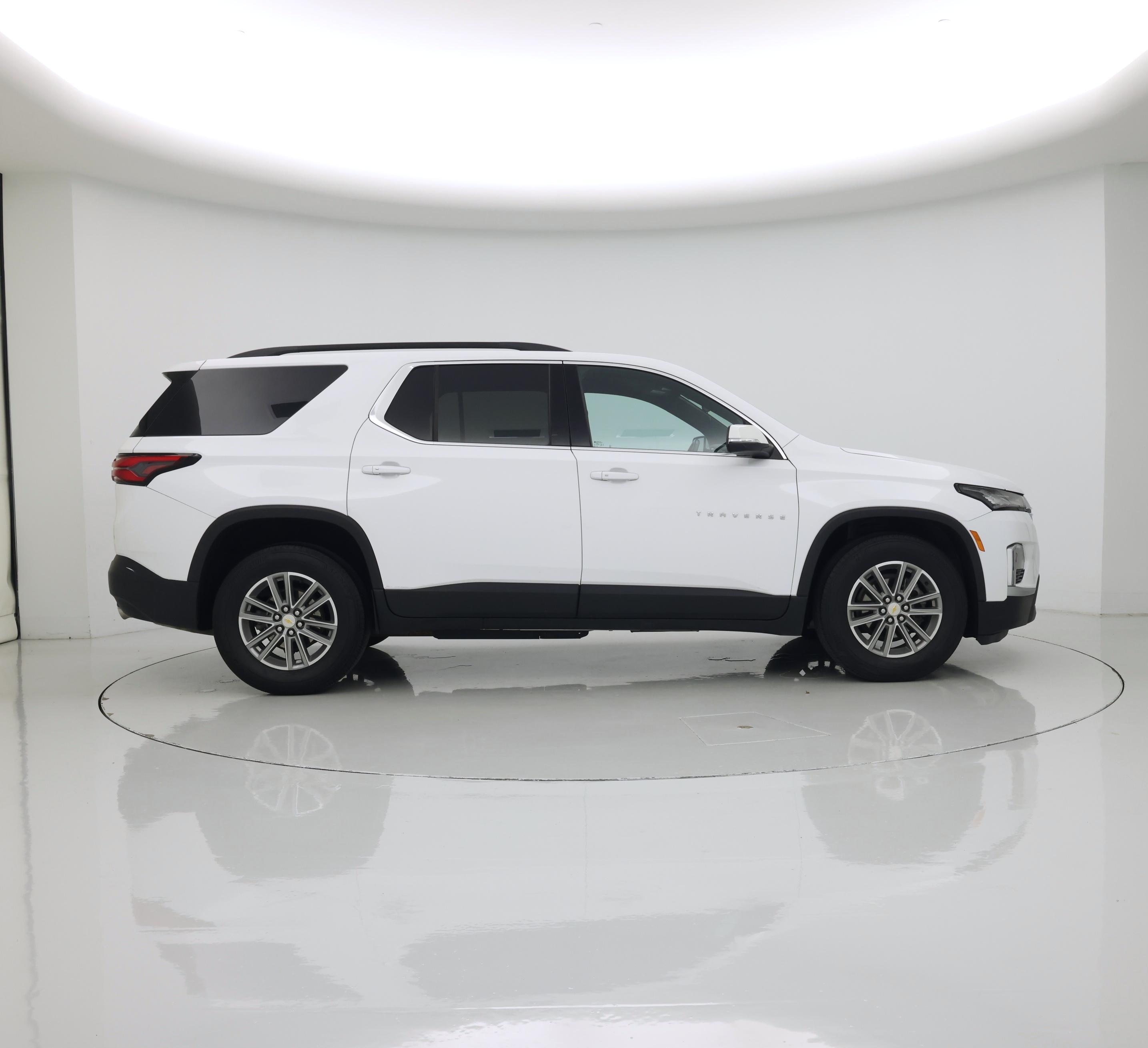 Thumbnail: 2023 Chevrolet Traverse - 7