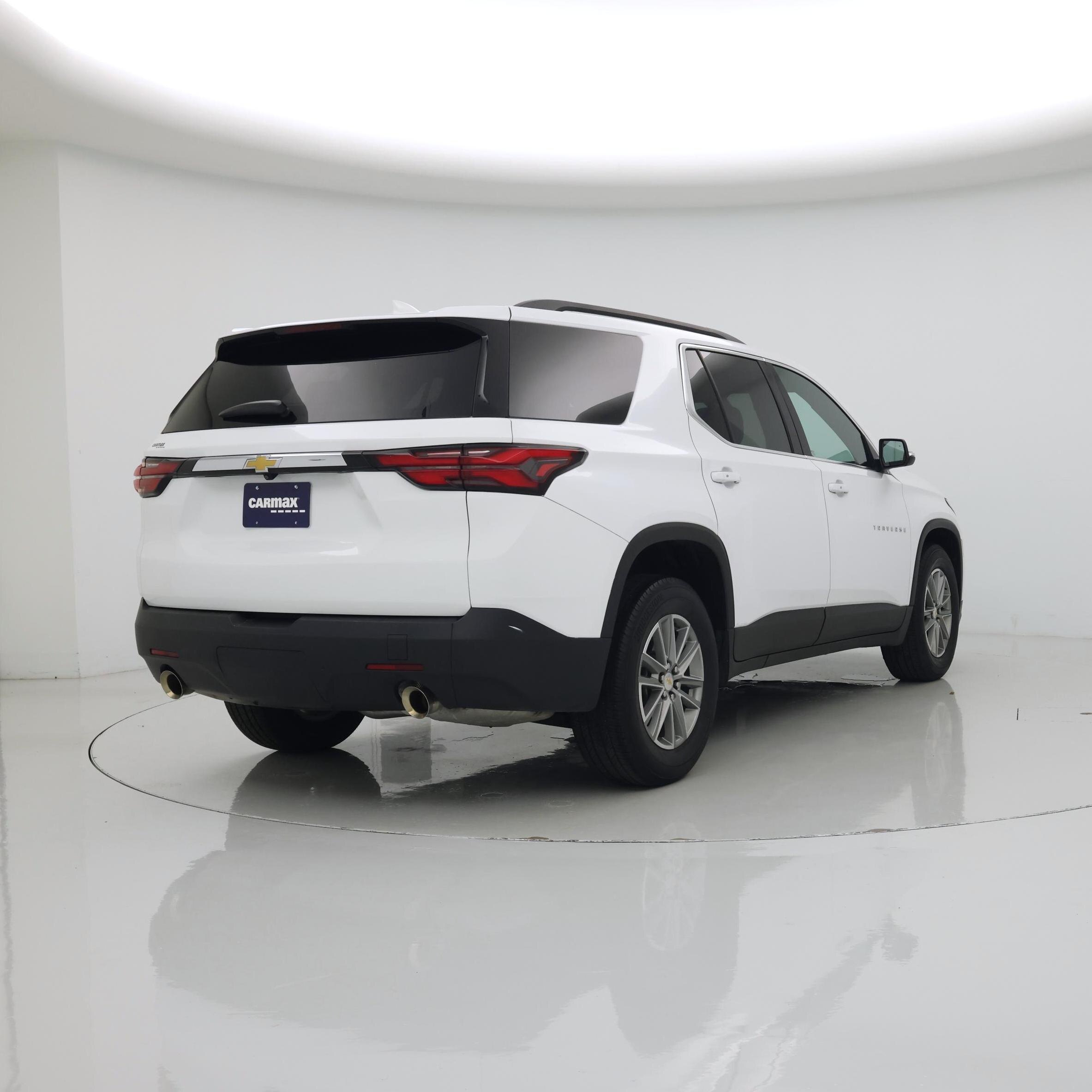 Thumbnail: 2023 Chevrolet Traverse - 8