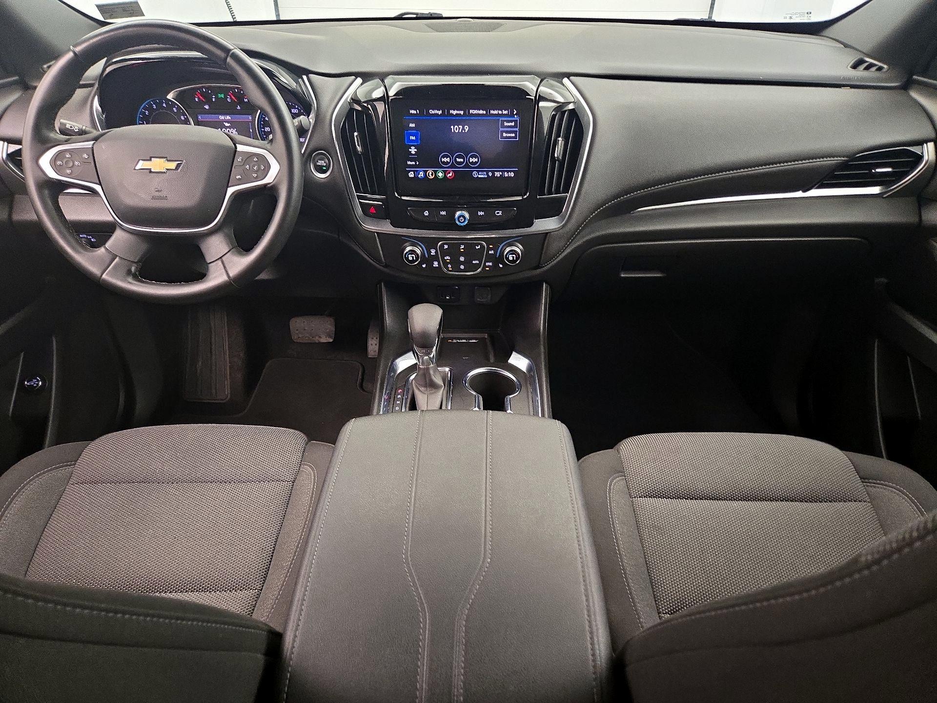 Thumbnail: 2023 Chevrolet Traverse - 9