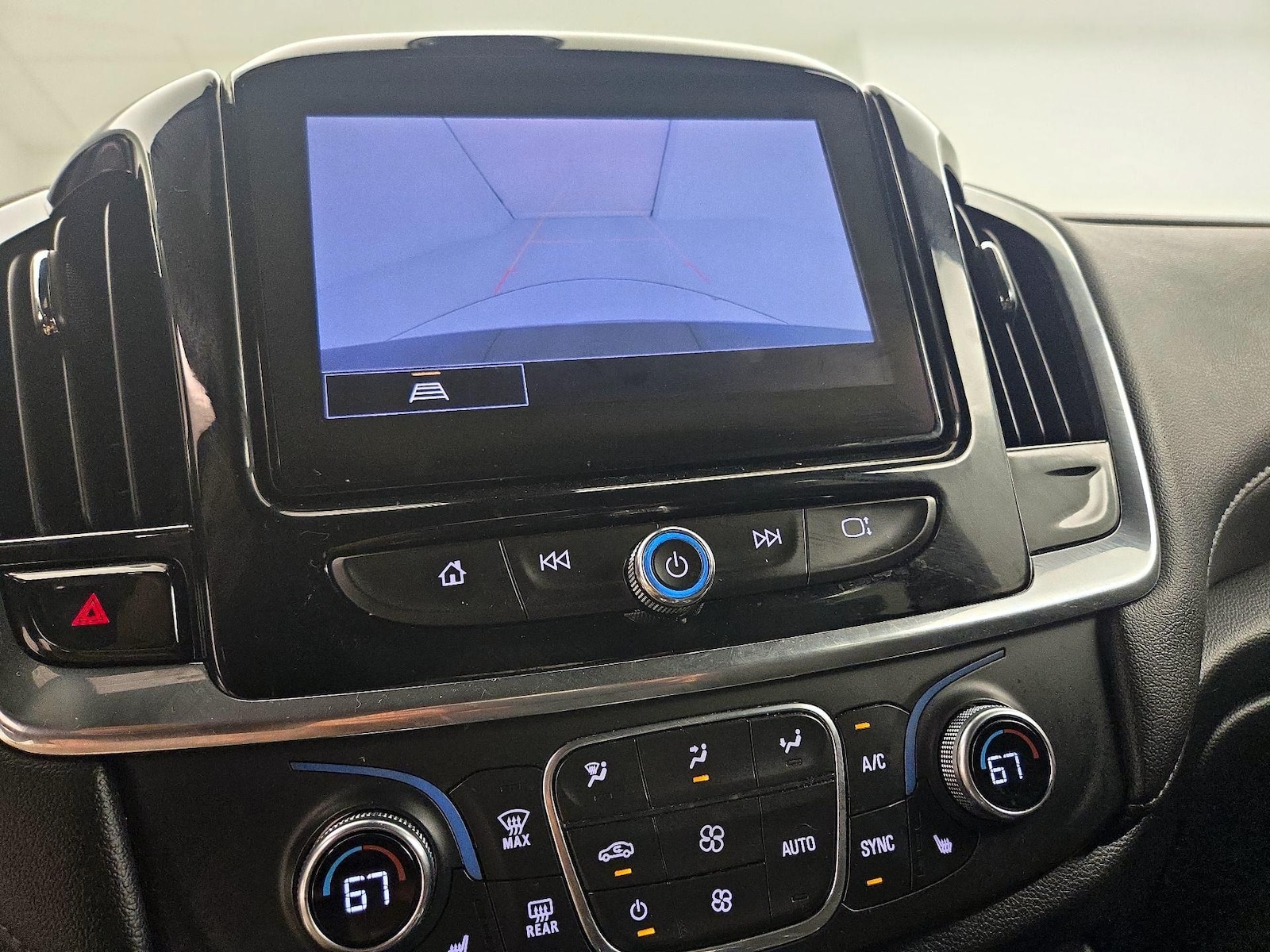 2023 Chevrolet Traverse 1LT - Photo 15