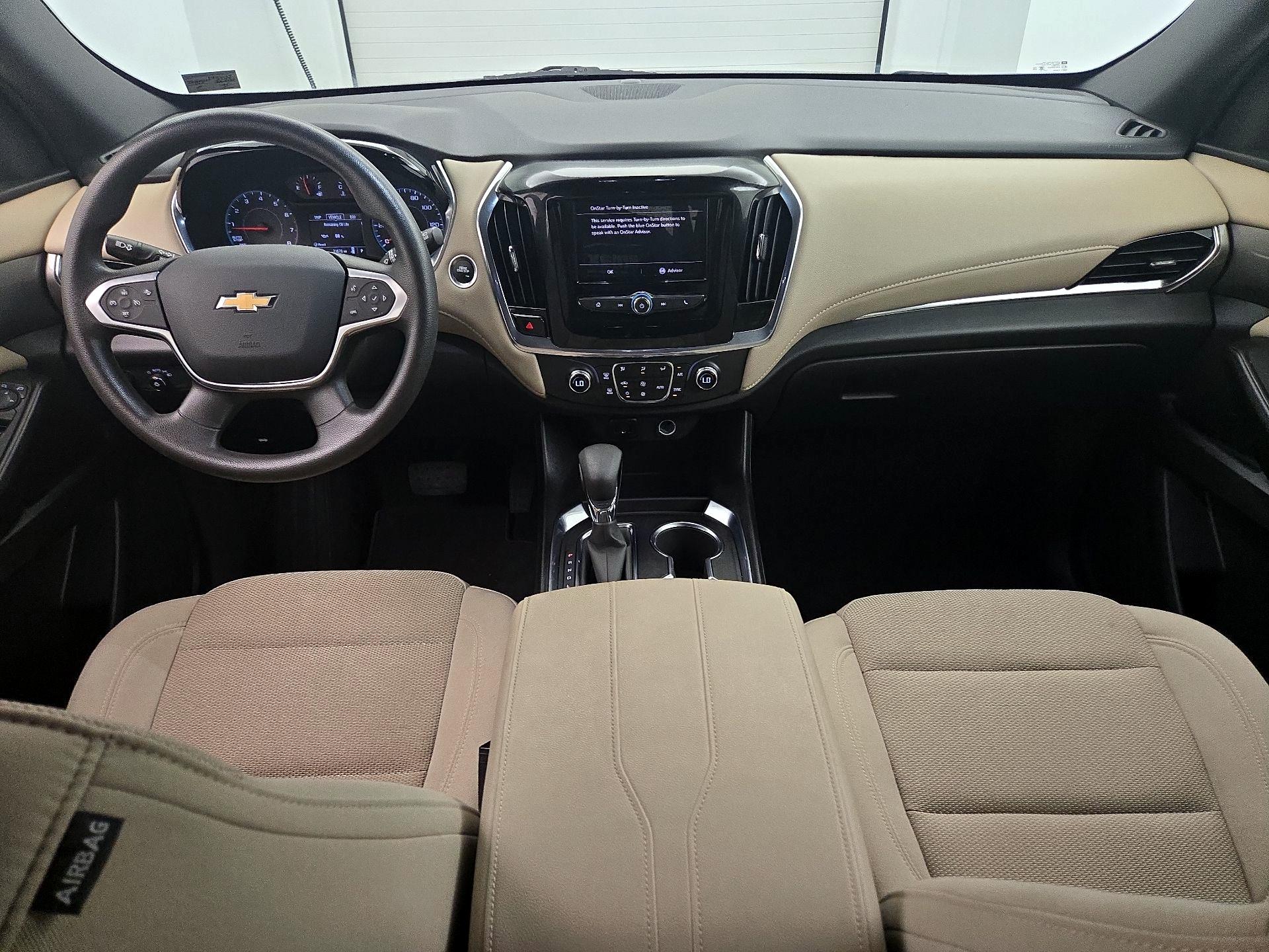 Thumbnail: 2023 Chevrolet Traverse - 9