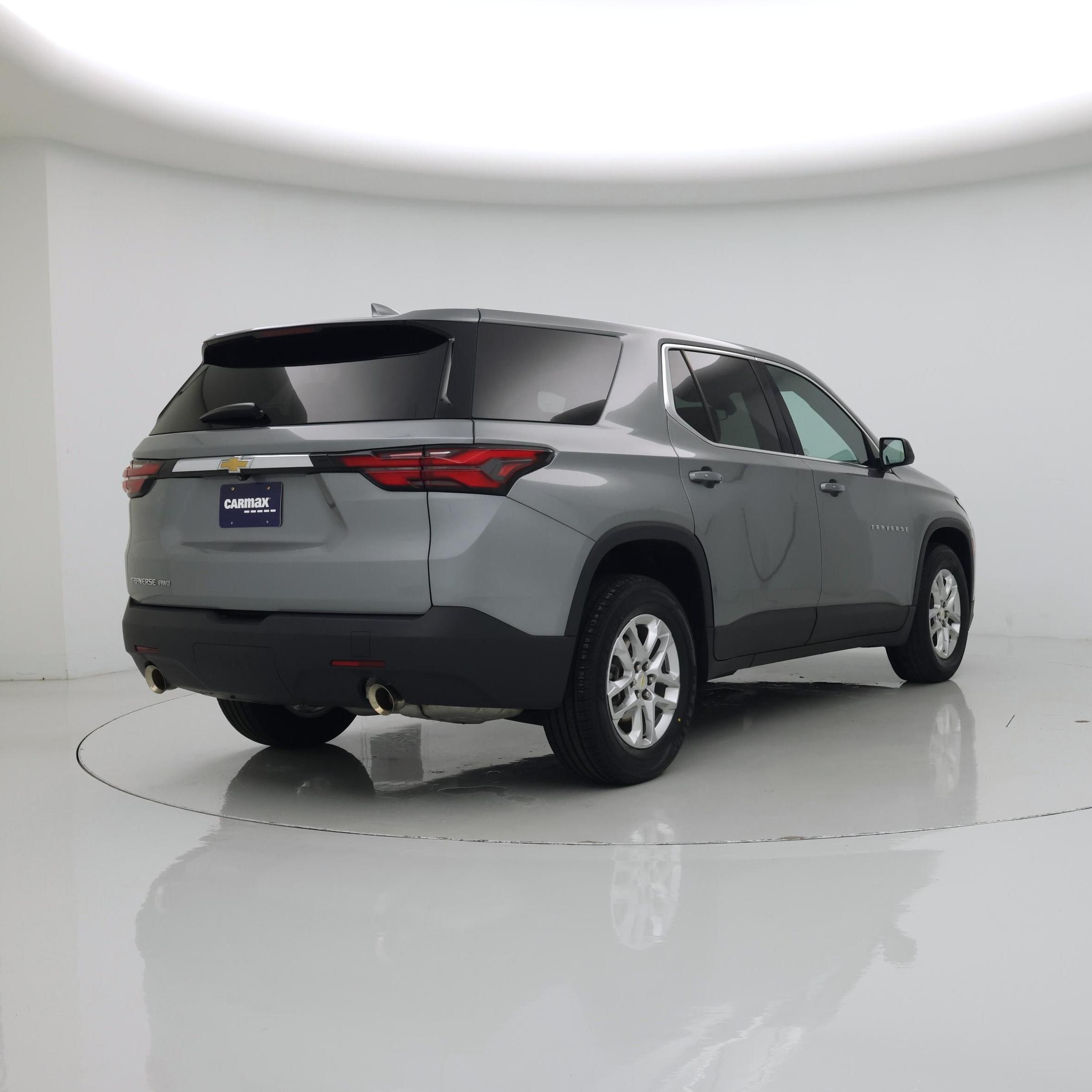 Thumbnail: 2023 Chevrolet Traverse - 8
