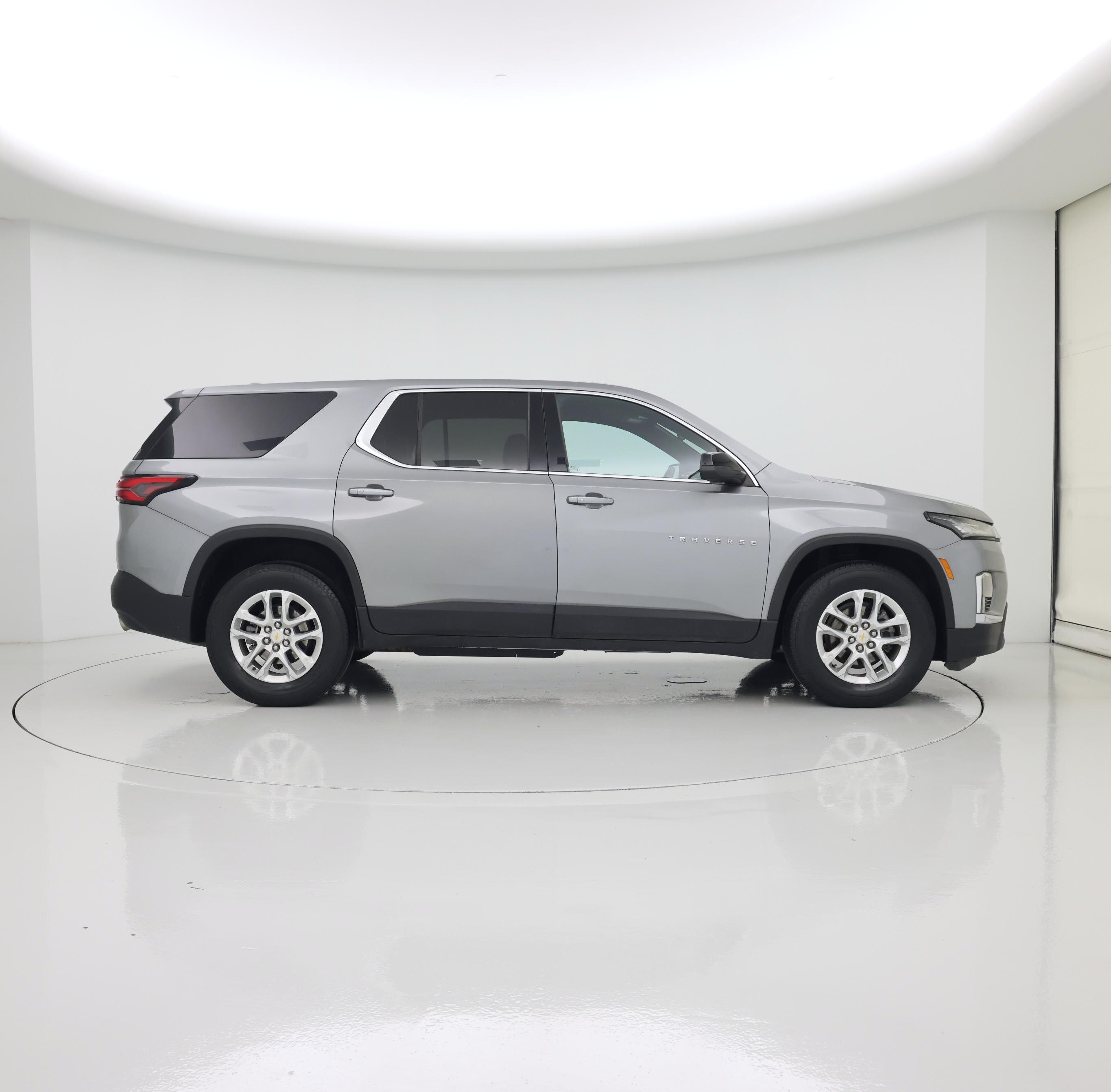 Thumbnail: 2023 Chevrolet Traverse - 7