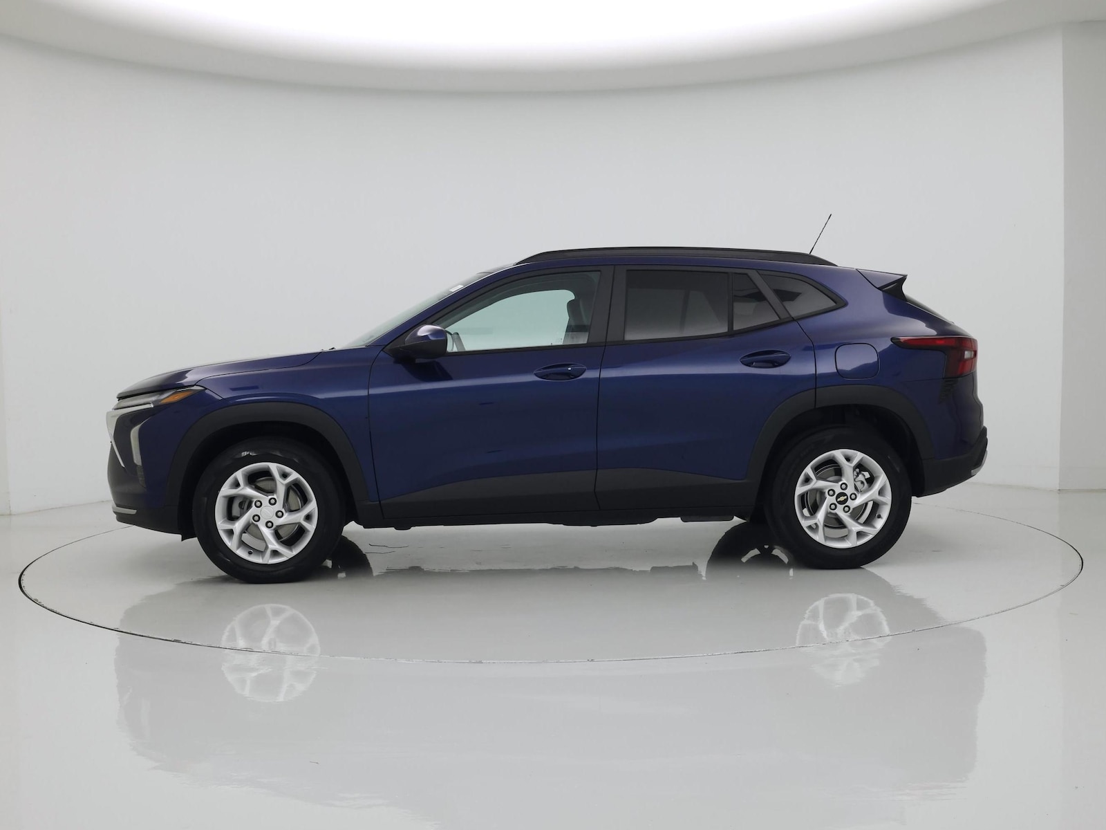 2024 Chevrolet Trax LT - Photo 4