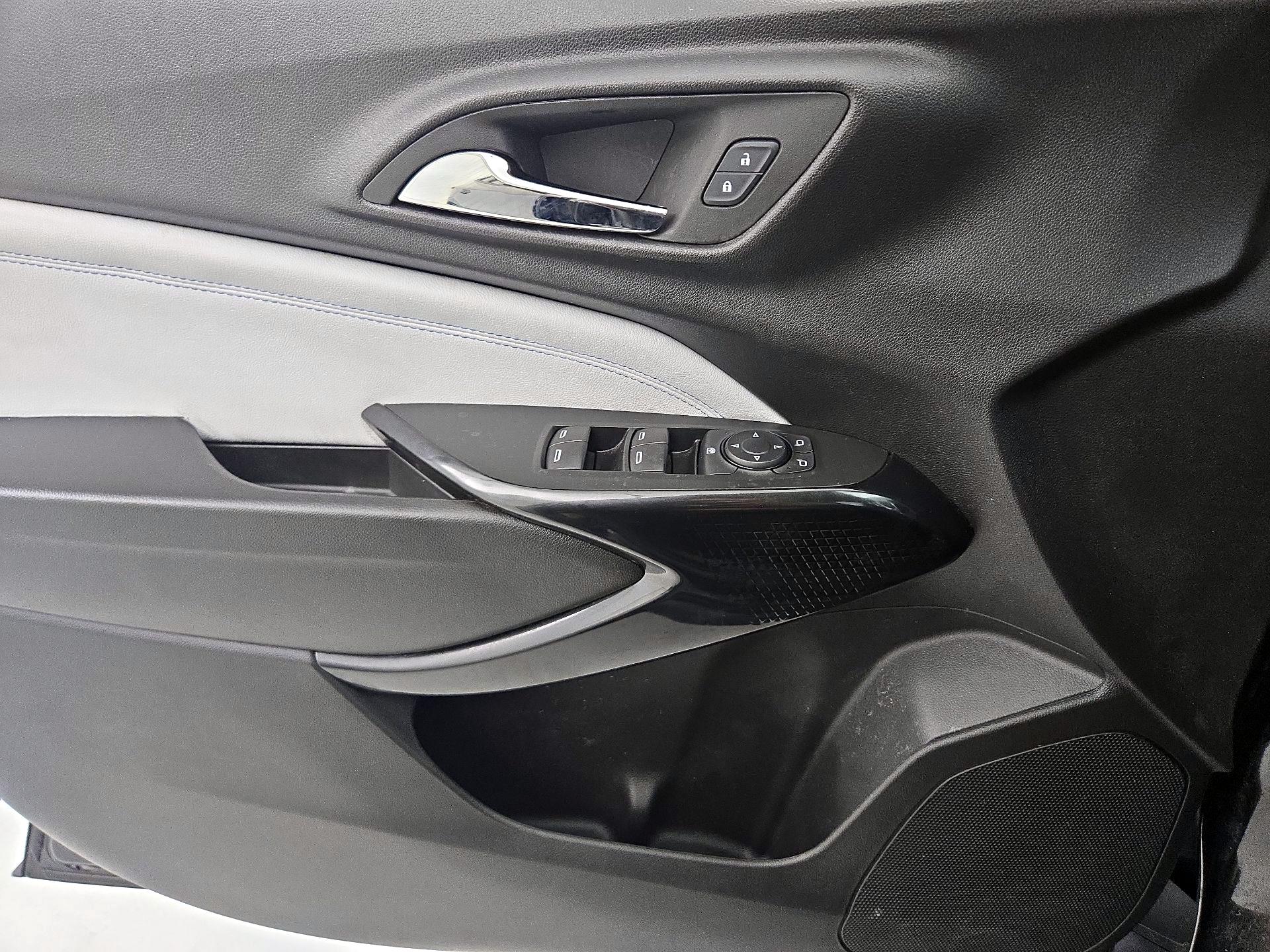 Thumbnail: 2024 Chevrolet Trax - 12