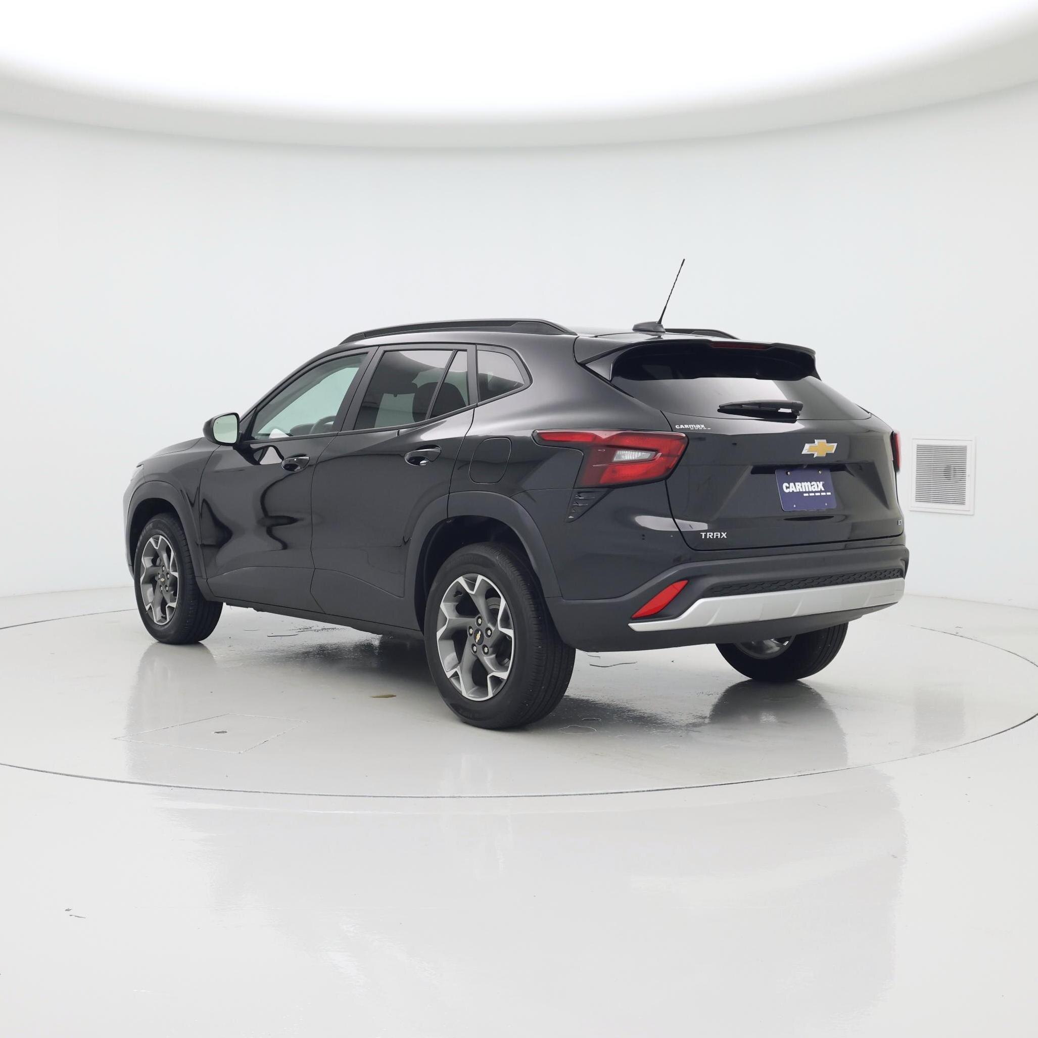 Thumbnail: 2024 Chevrolet Trax - 2