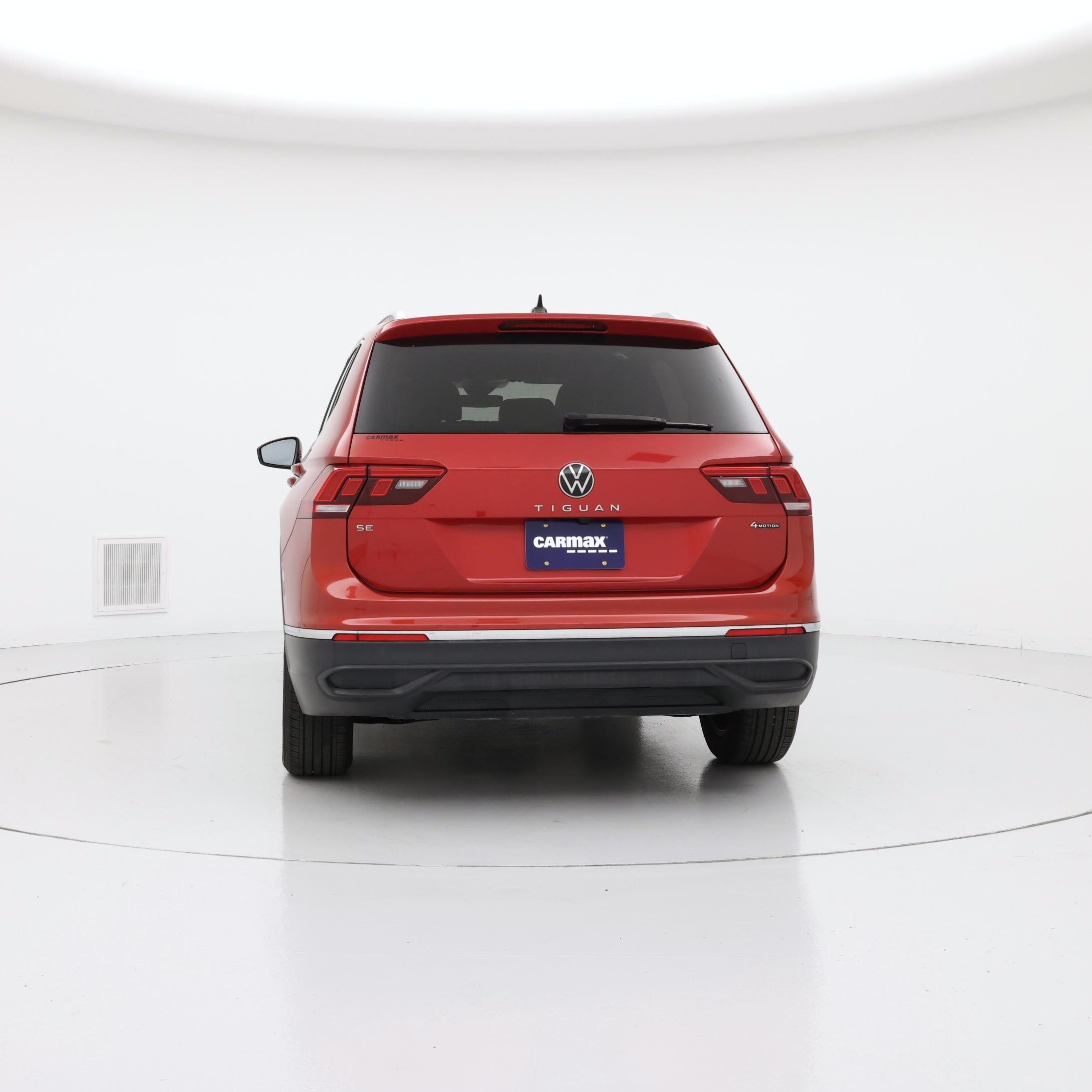 Thumbnail: 2023 Volkswagen Tiguan - 6