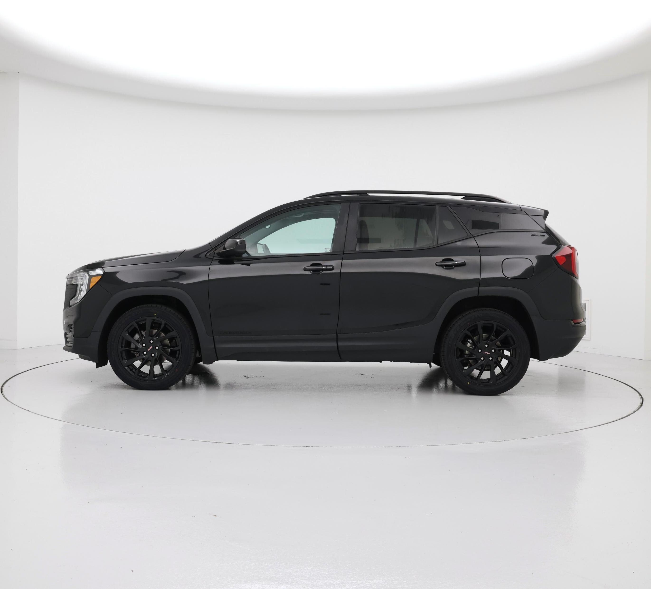 Thumbnail: 2023 GMC Terrain - 3