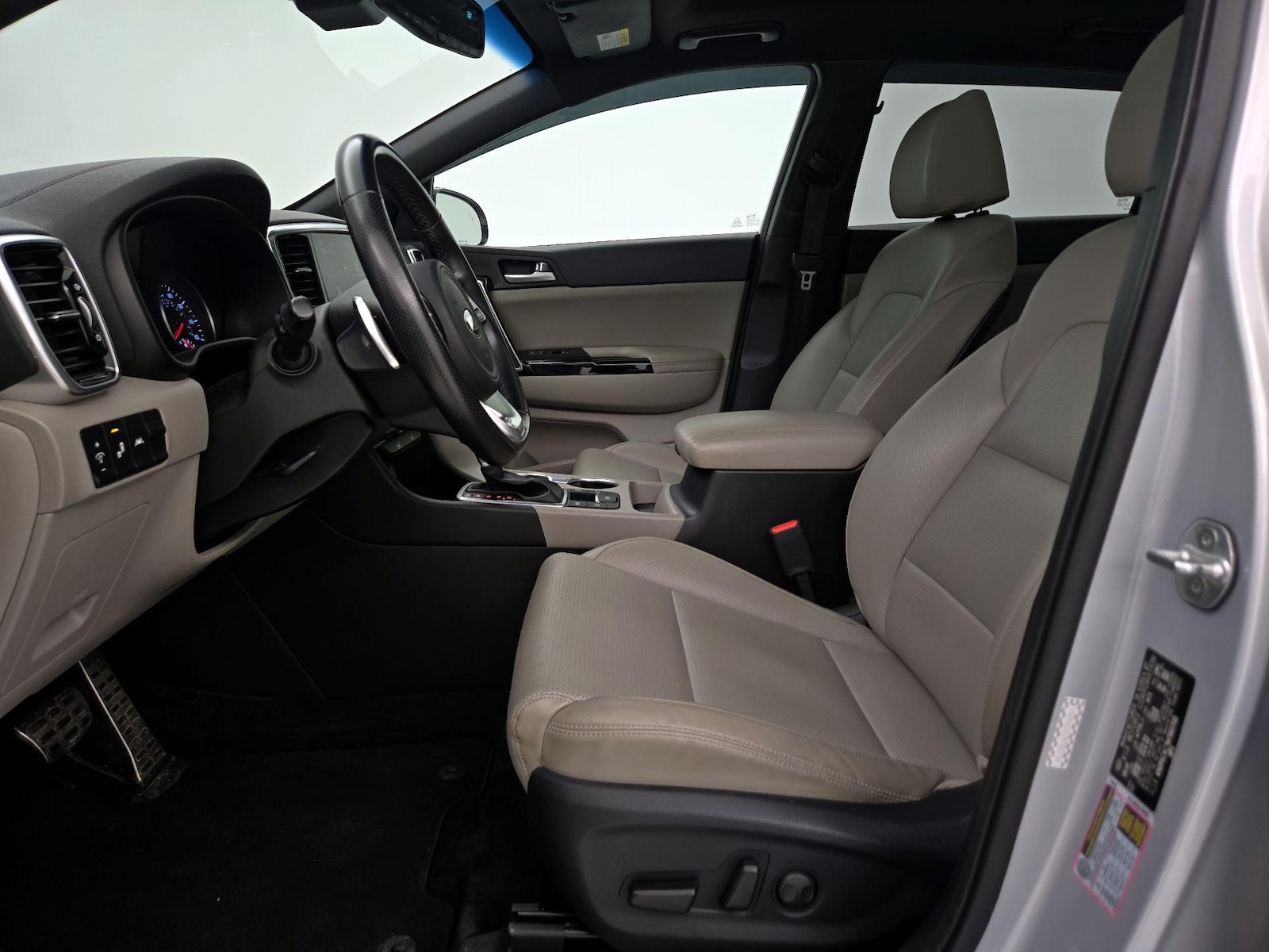 2021 Kia Sportage S - Photo 12
