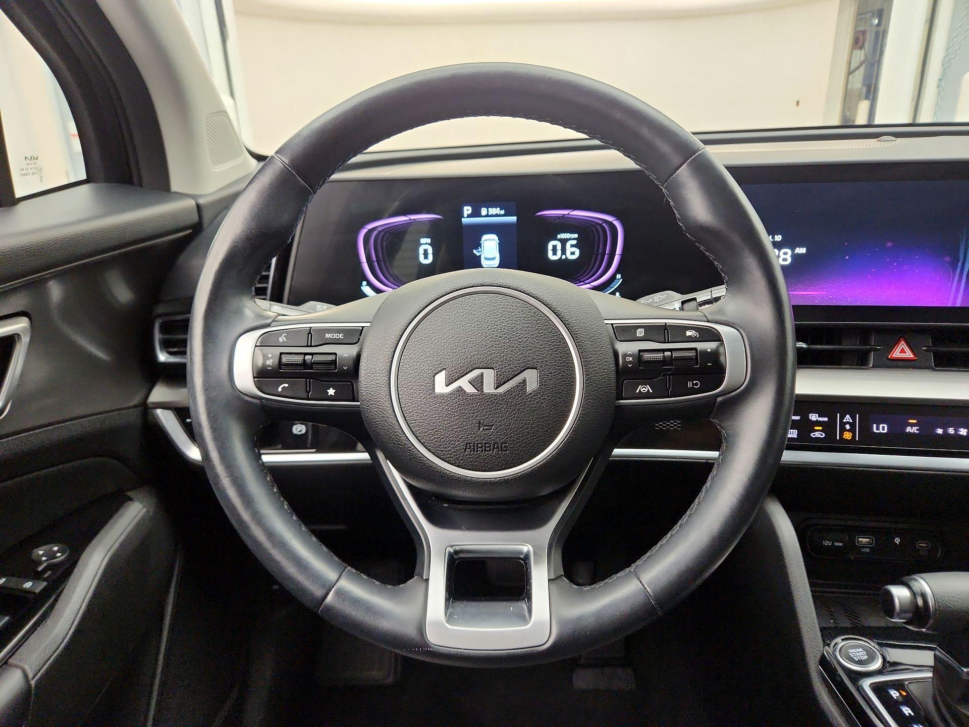 Thumbnail: 2023 Kia Sportage - 10