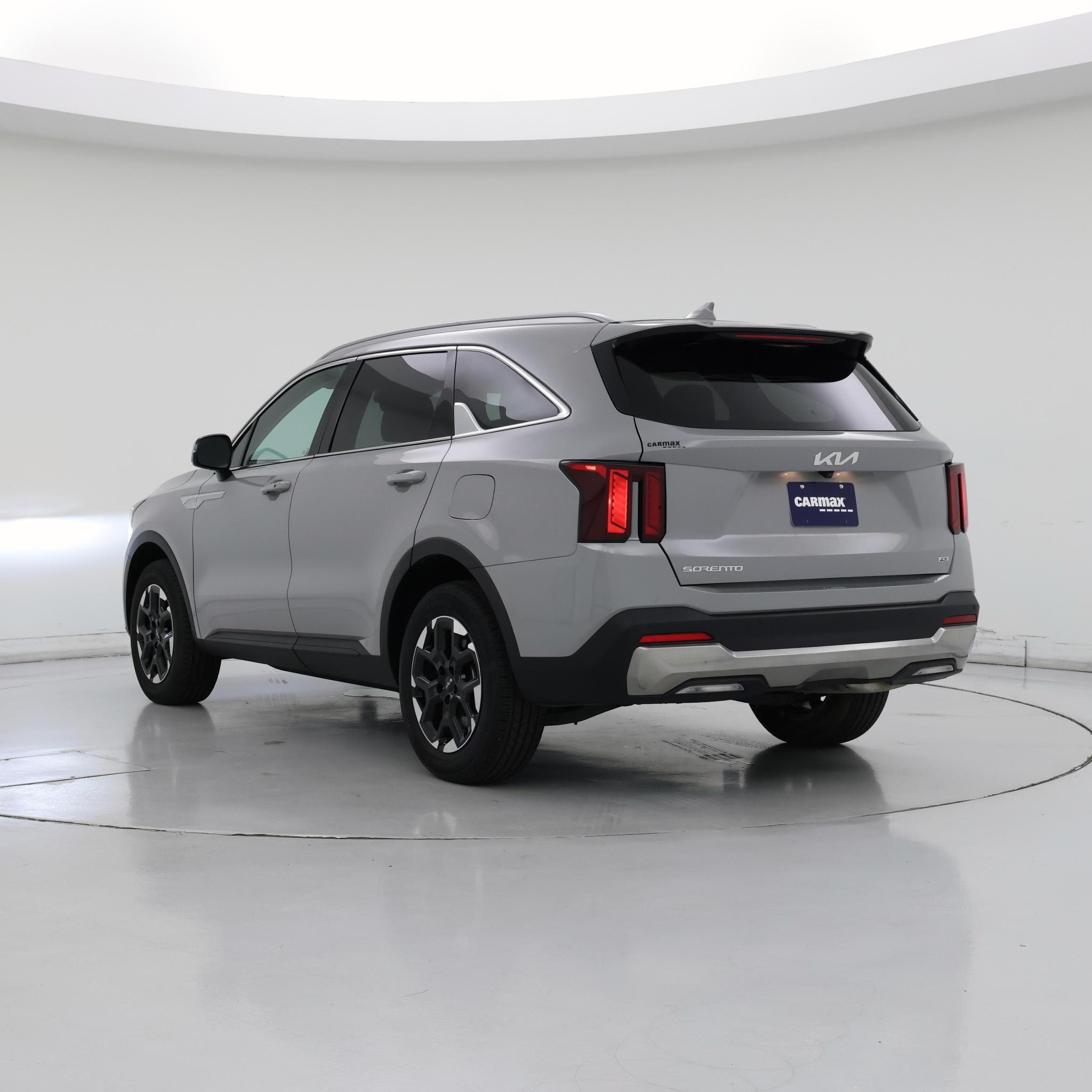 Thumbnail: 2024 Kia Sorento - 2