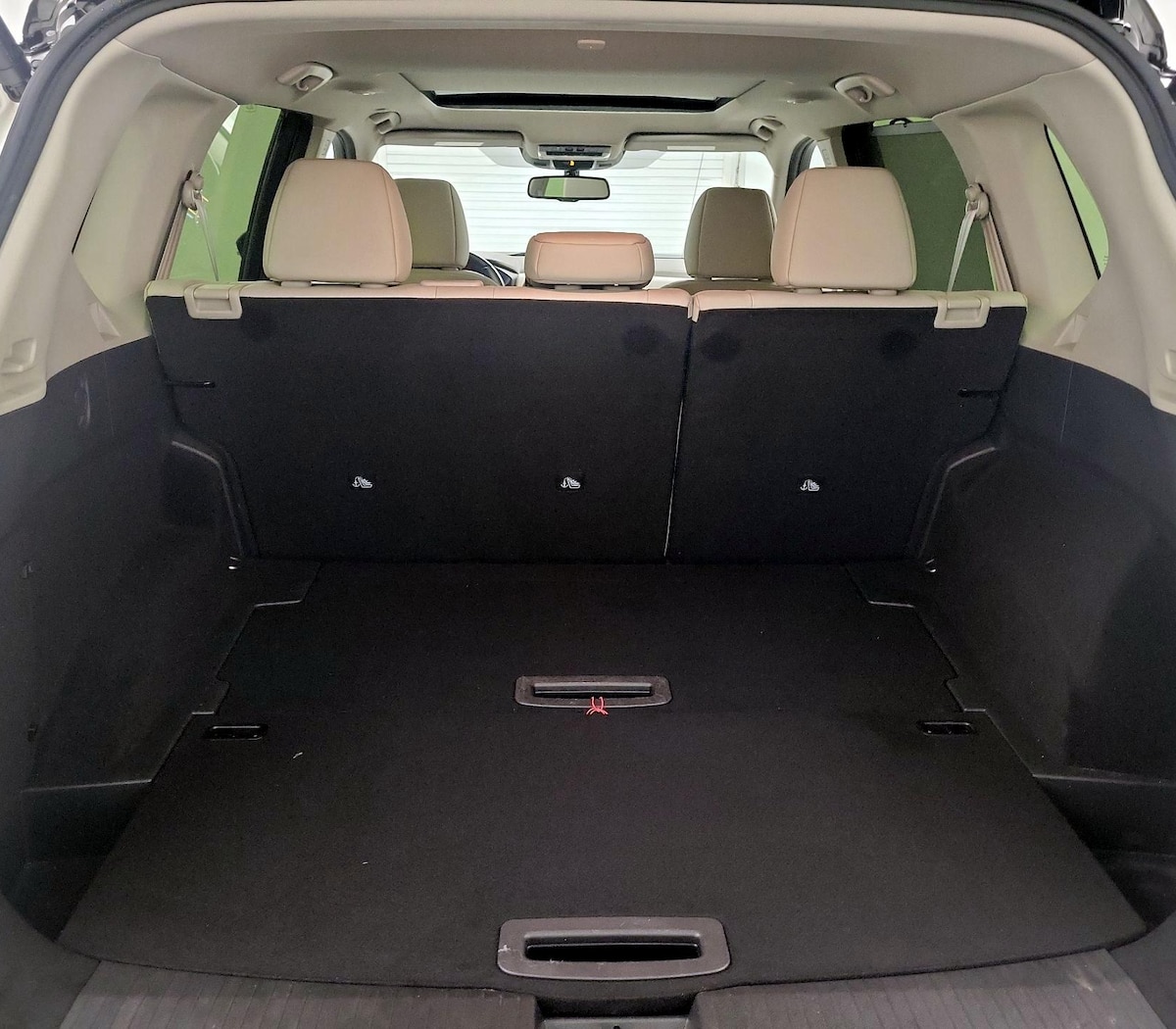 Trunk/Cargo (Seats Up)