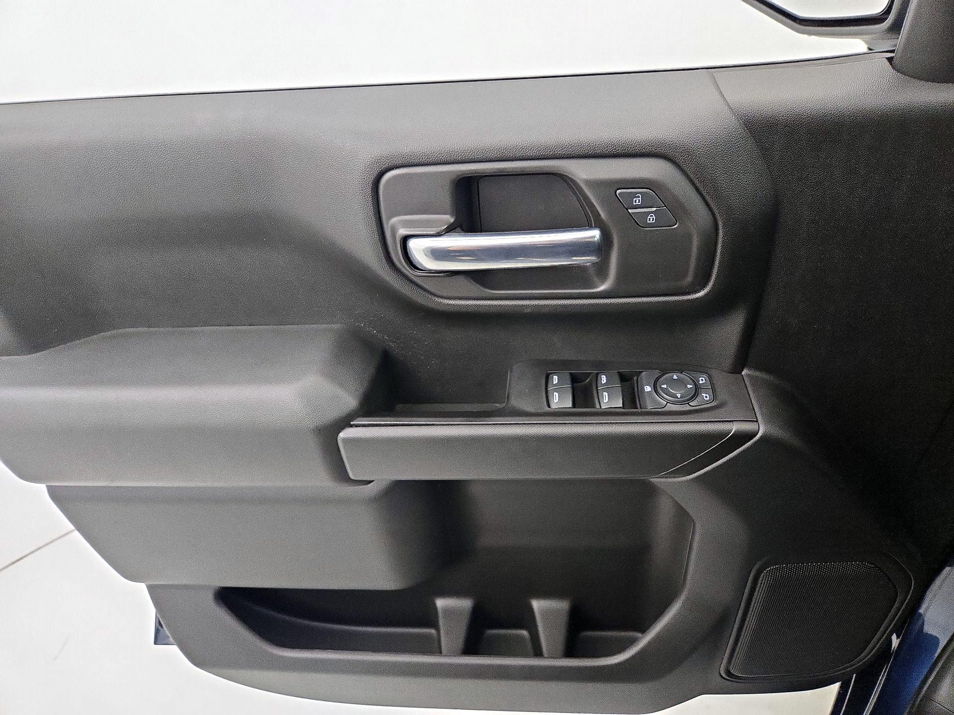 Thumbnail: 2022 Chevrolet Silverado 1500 - 12