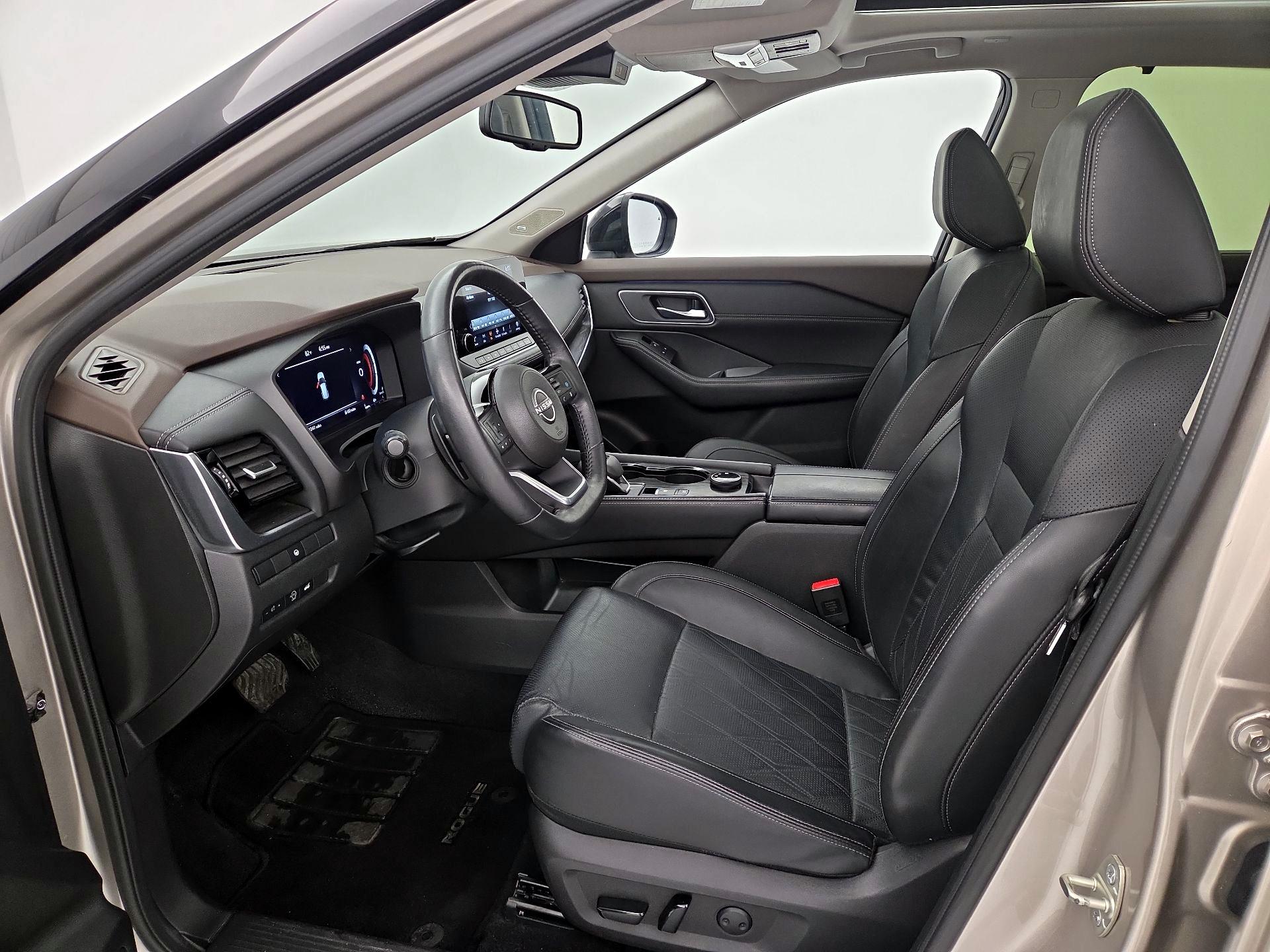 Thumbnail: 2023 Nissan Rogue - 11