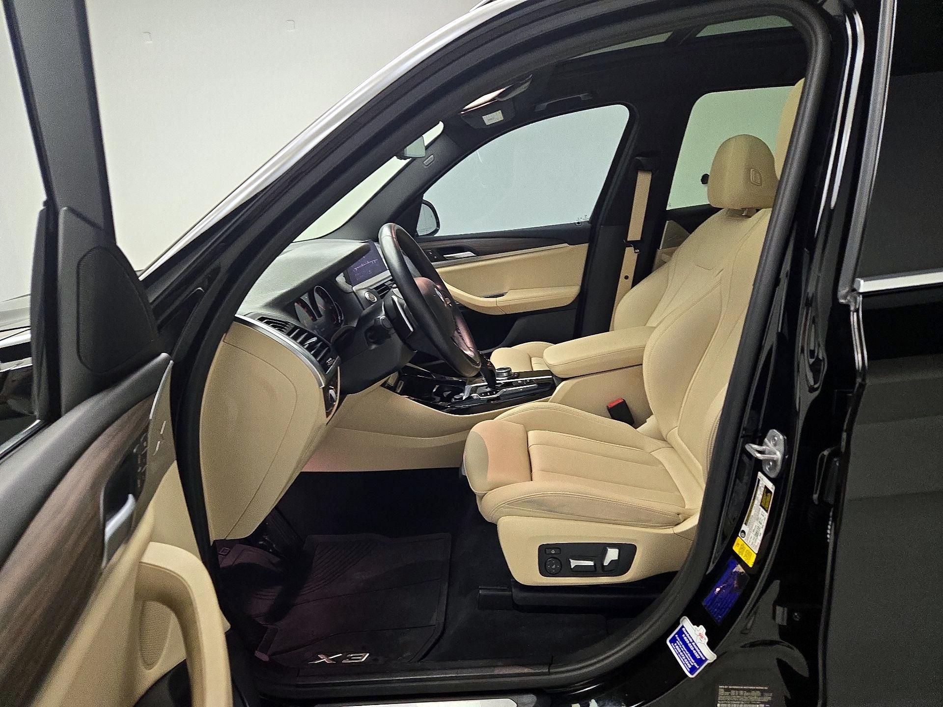 Thumbnail: 2021 BMW X3 - 9