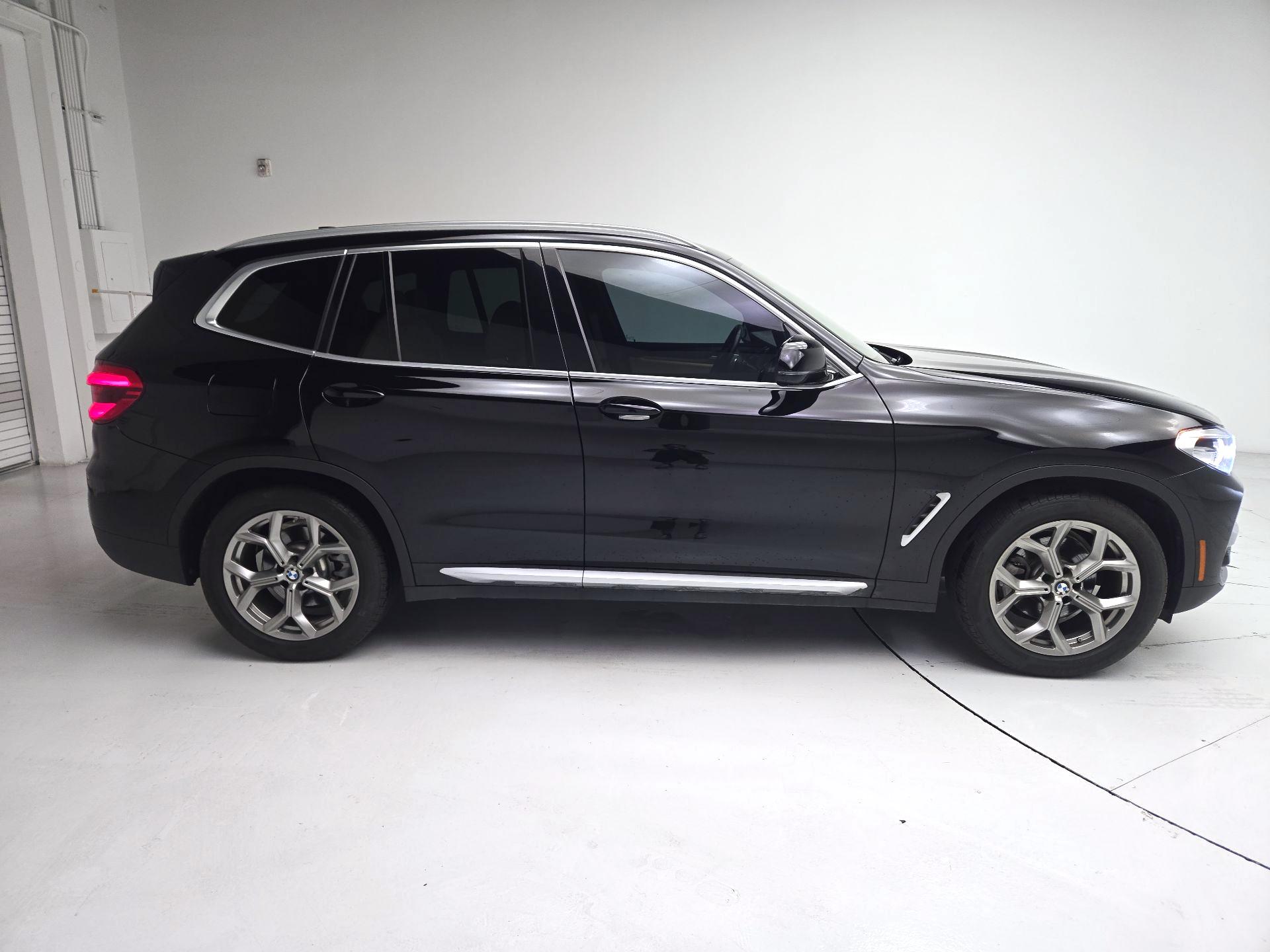Thumbnail: 2021 BMW X3 - 4