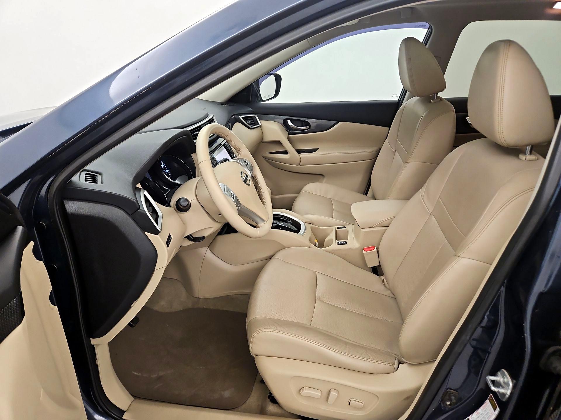 Thumbnail: 2015 Nissan Rogue - 11